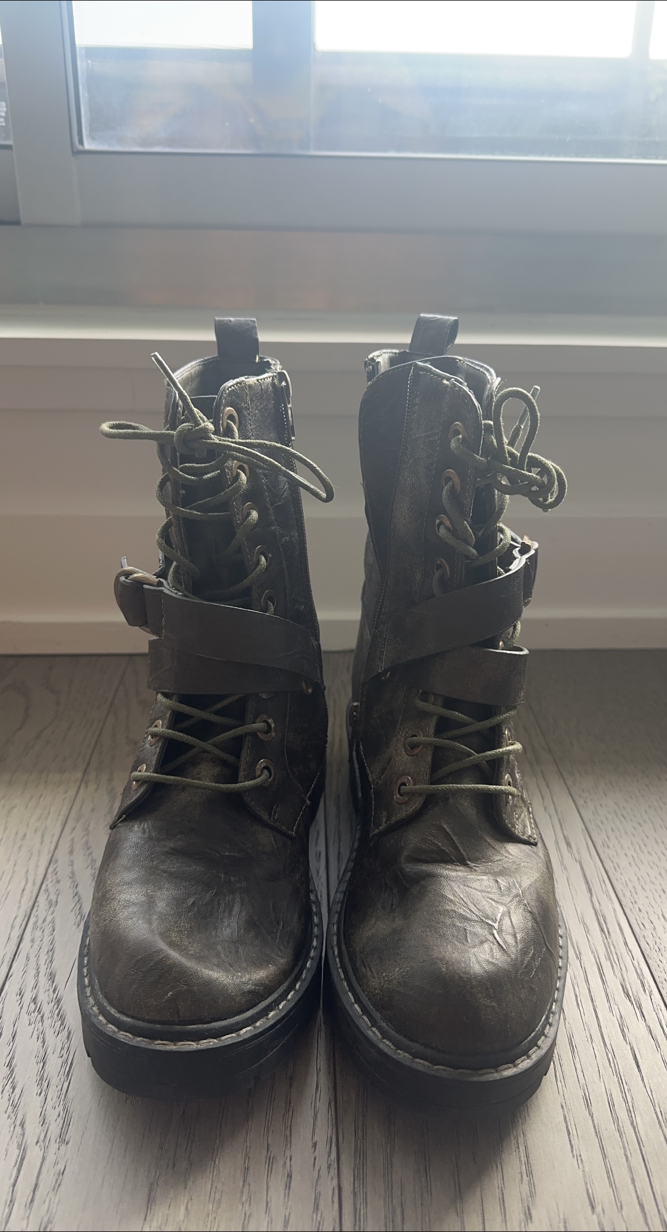 Women's Combat Boots - photo 2