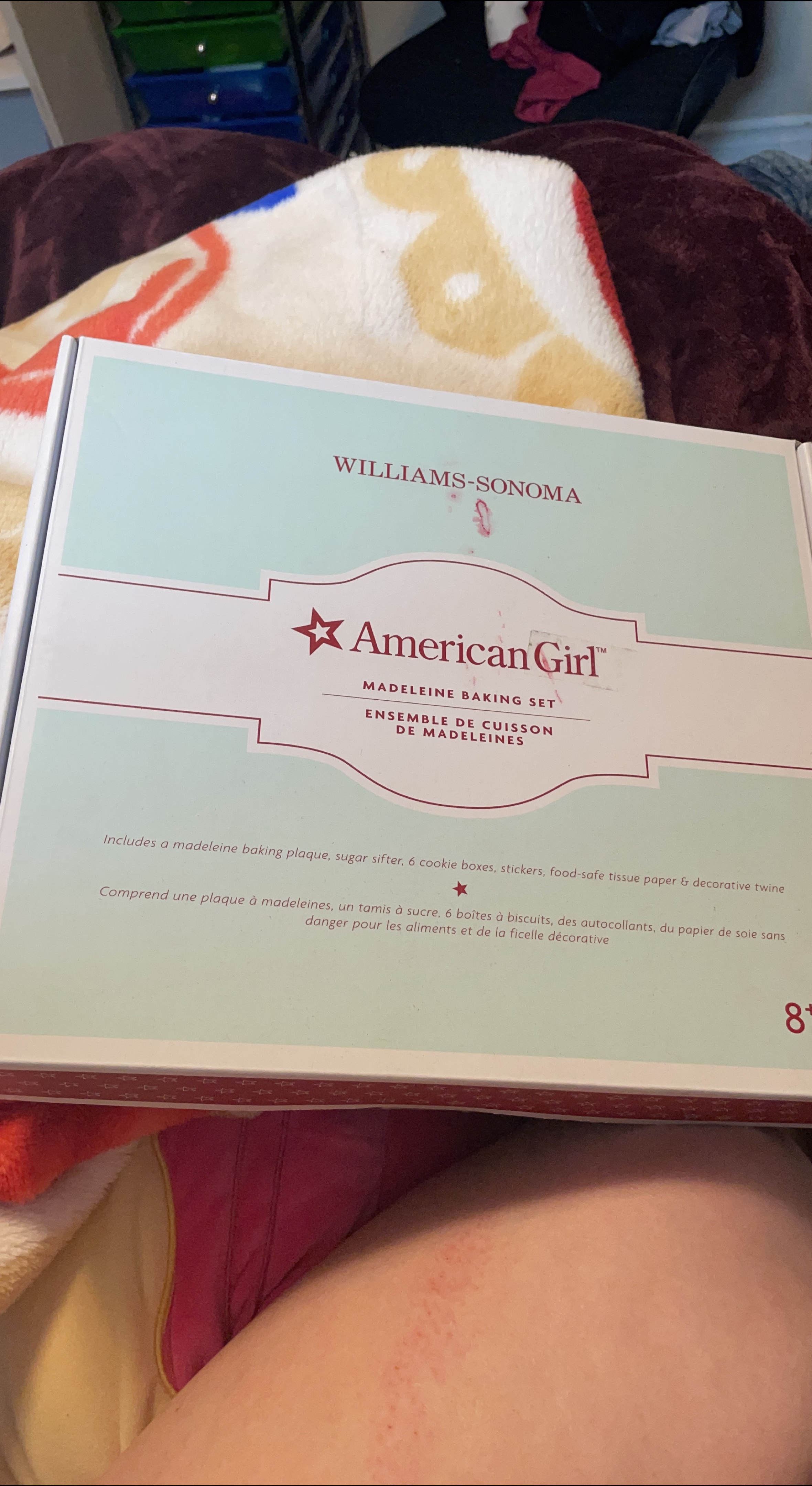 Williams Sonoma American Girl Madeleine Baking Set thumbnail