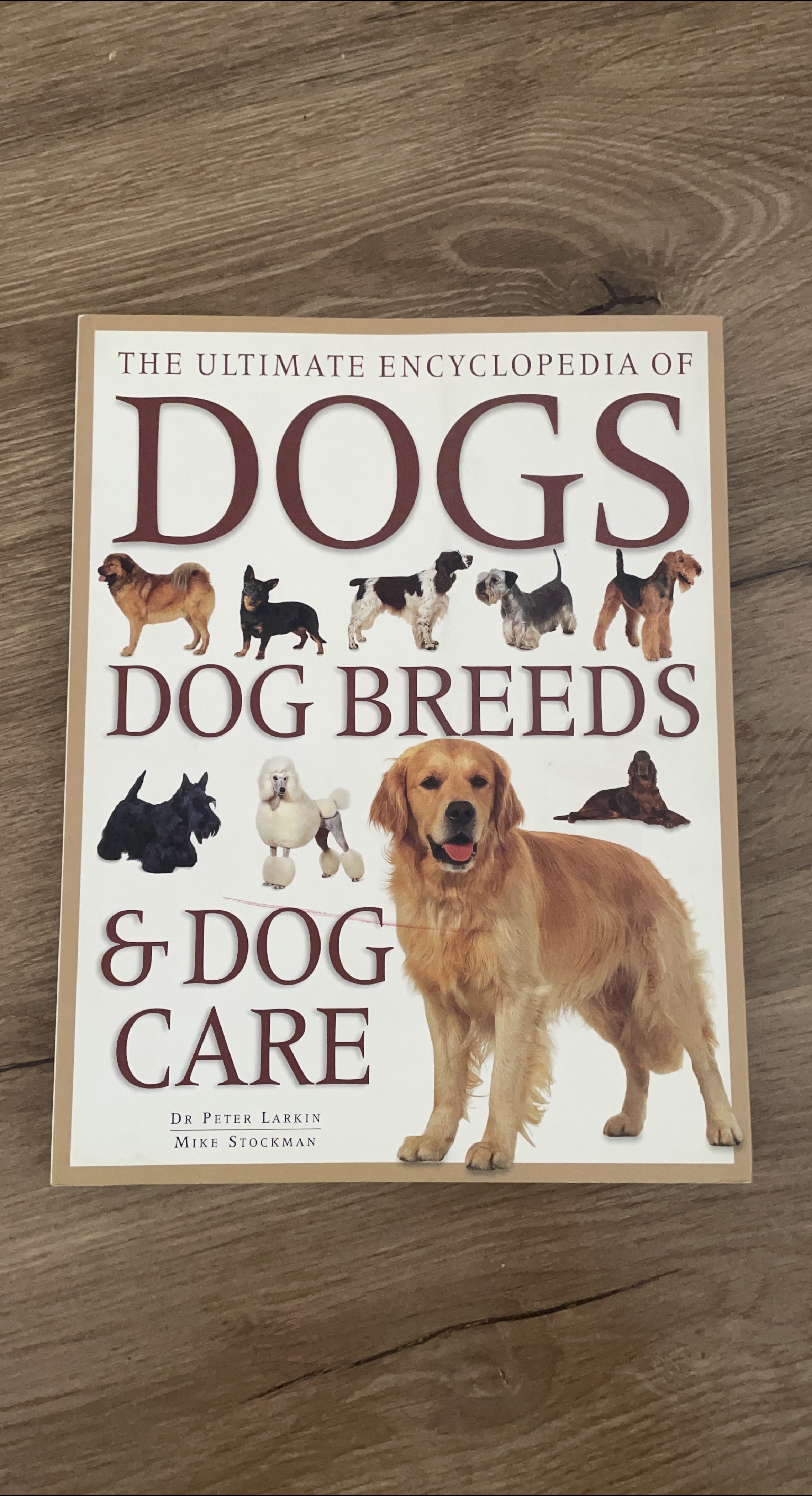The Ultimate Encyclopedia of Dogs Book thumbnail