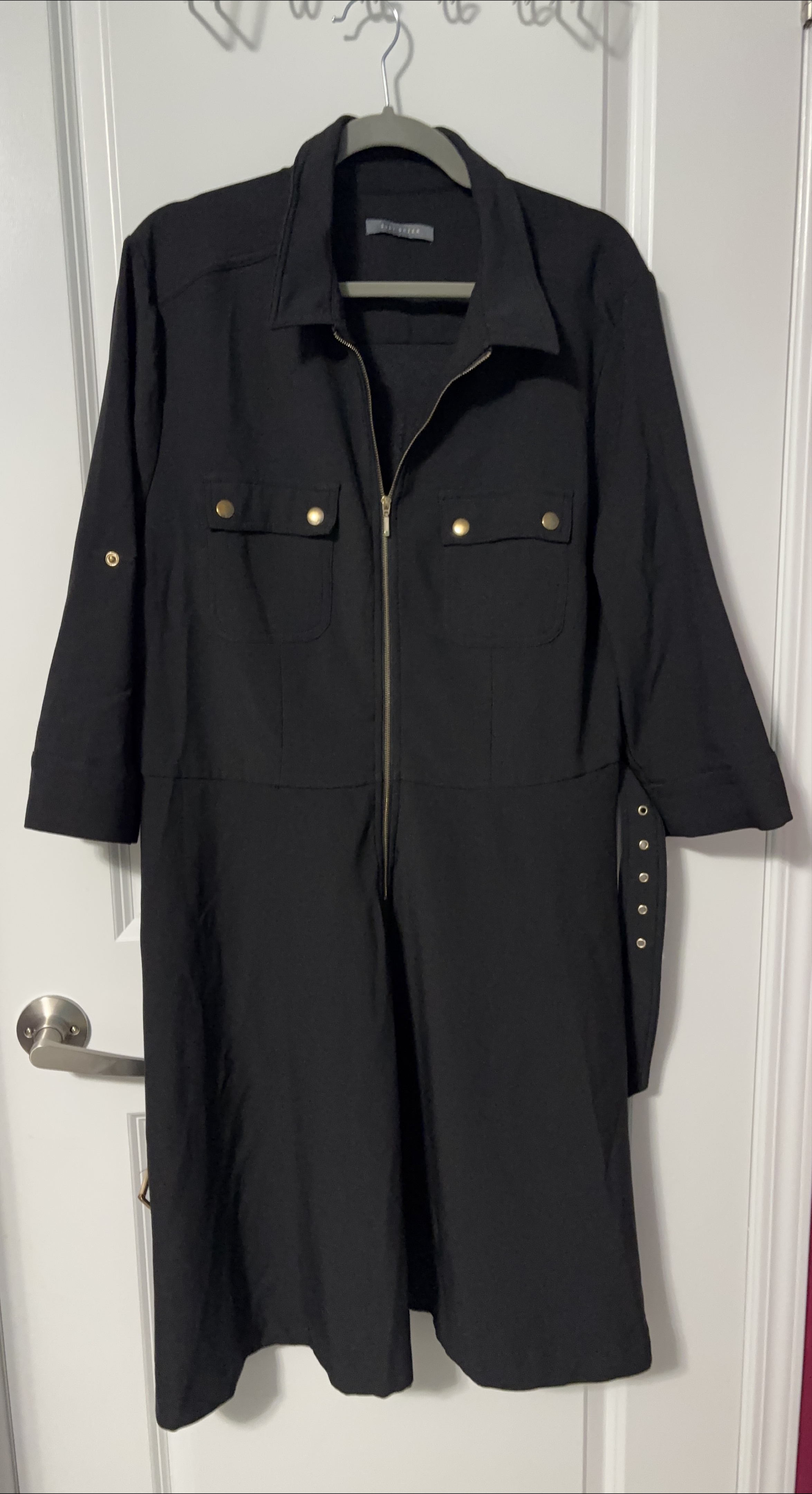 Suzy Shier Black Dress image indicator(1)