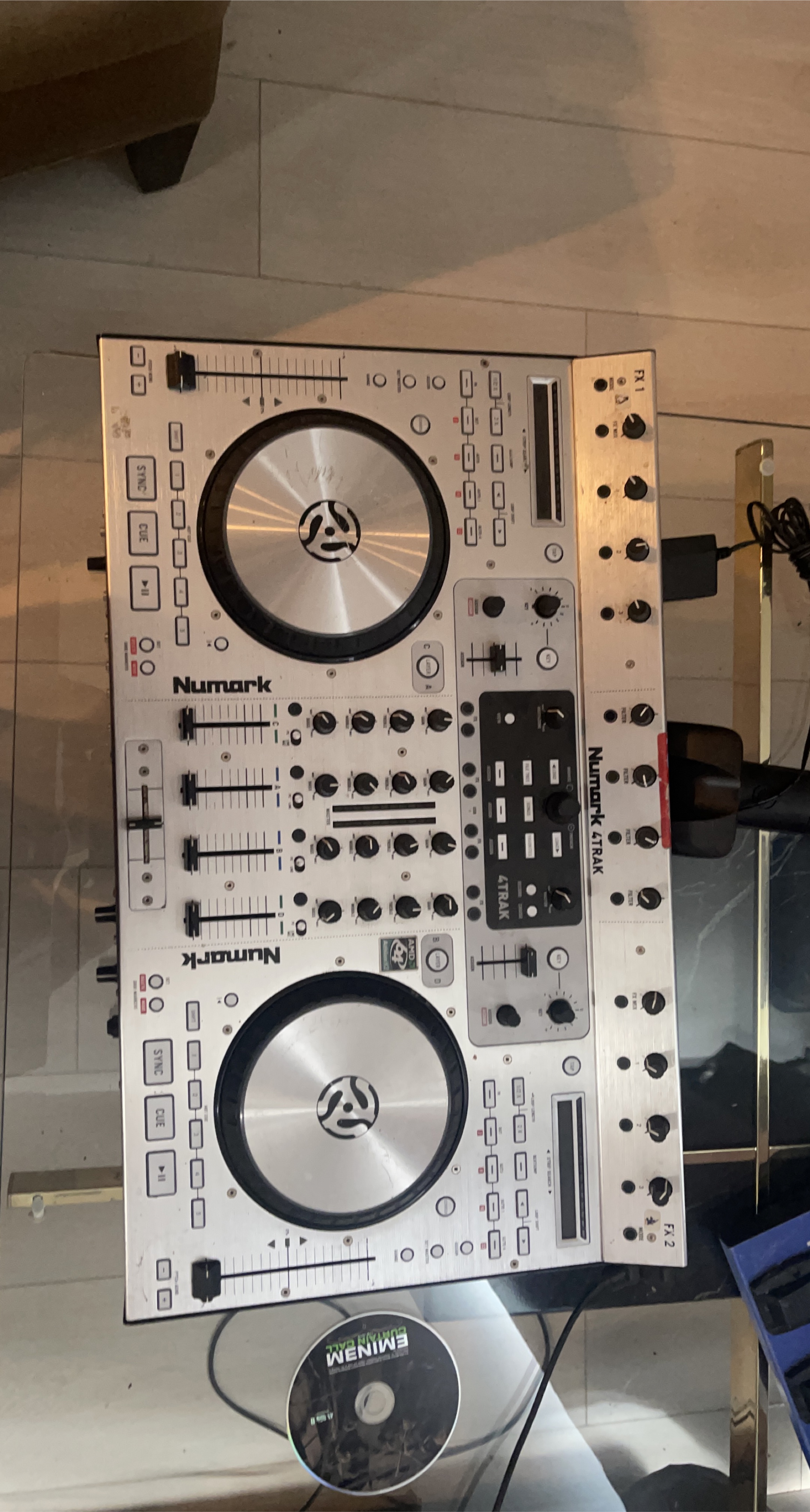 Numark 4TRAK DJ Controller thumbnail