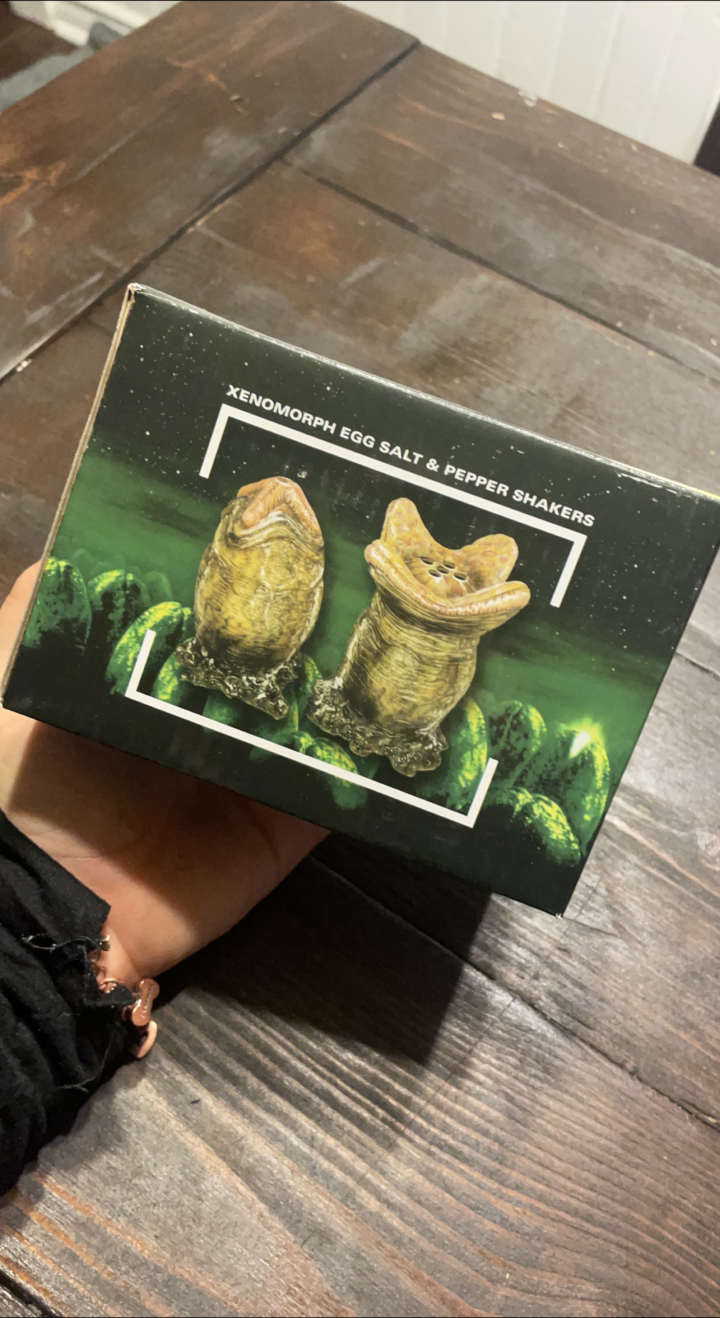 Xenomorph Egg Salt & Pepper Shakers thumbnail
