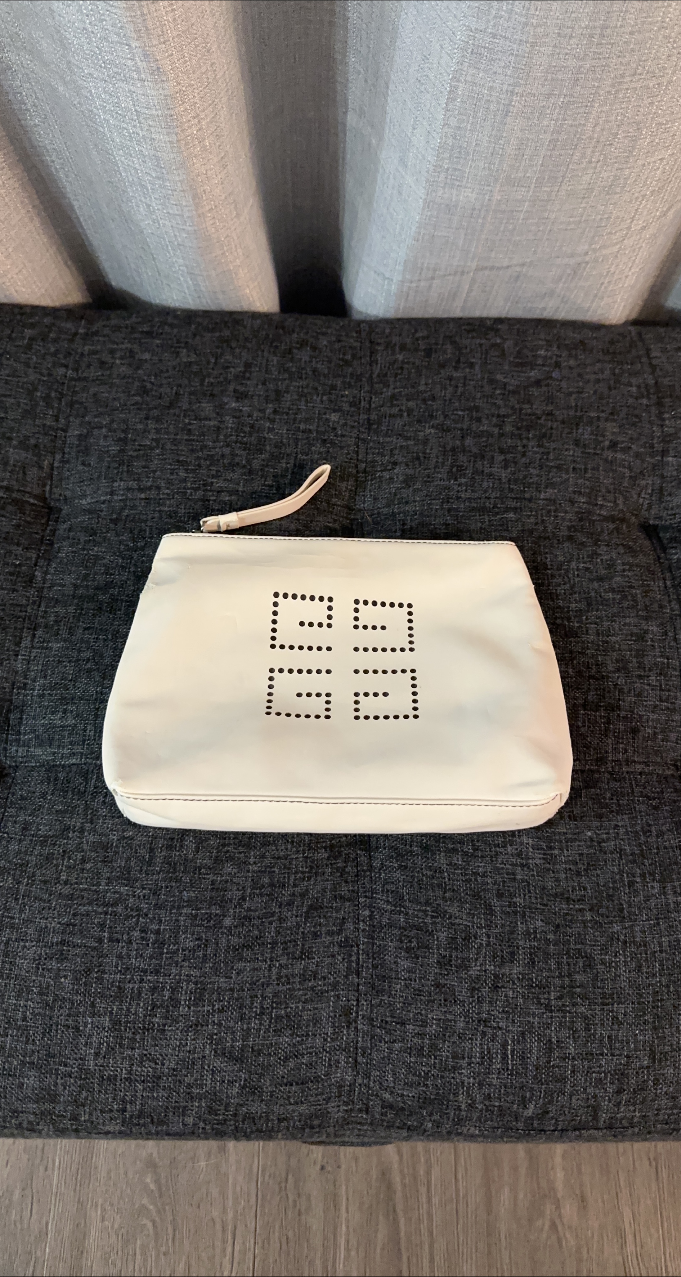 Givenchy Parfums Pouch - photo 4