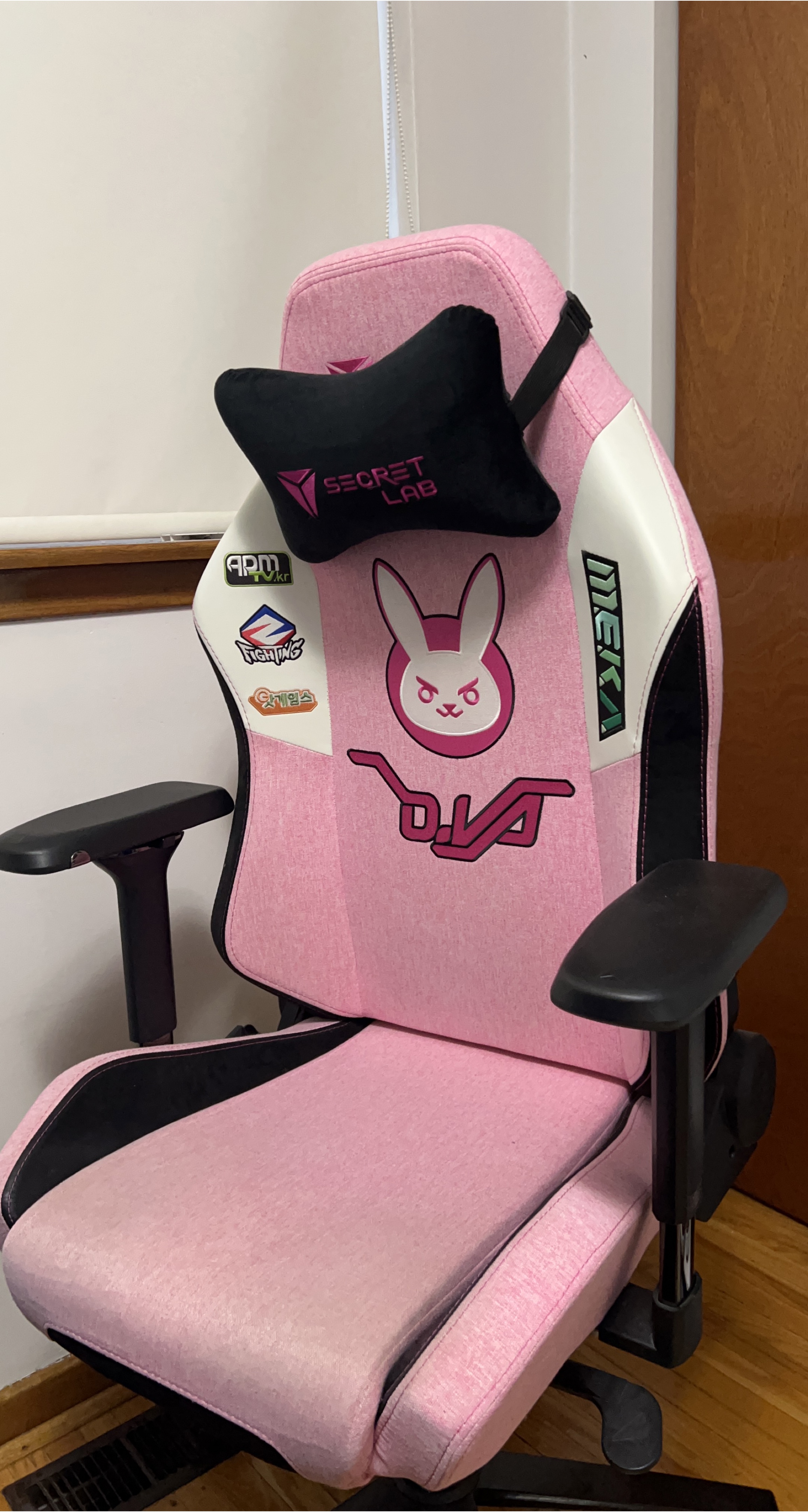 Secretlab D.Va "MEKA" Gaming Chair