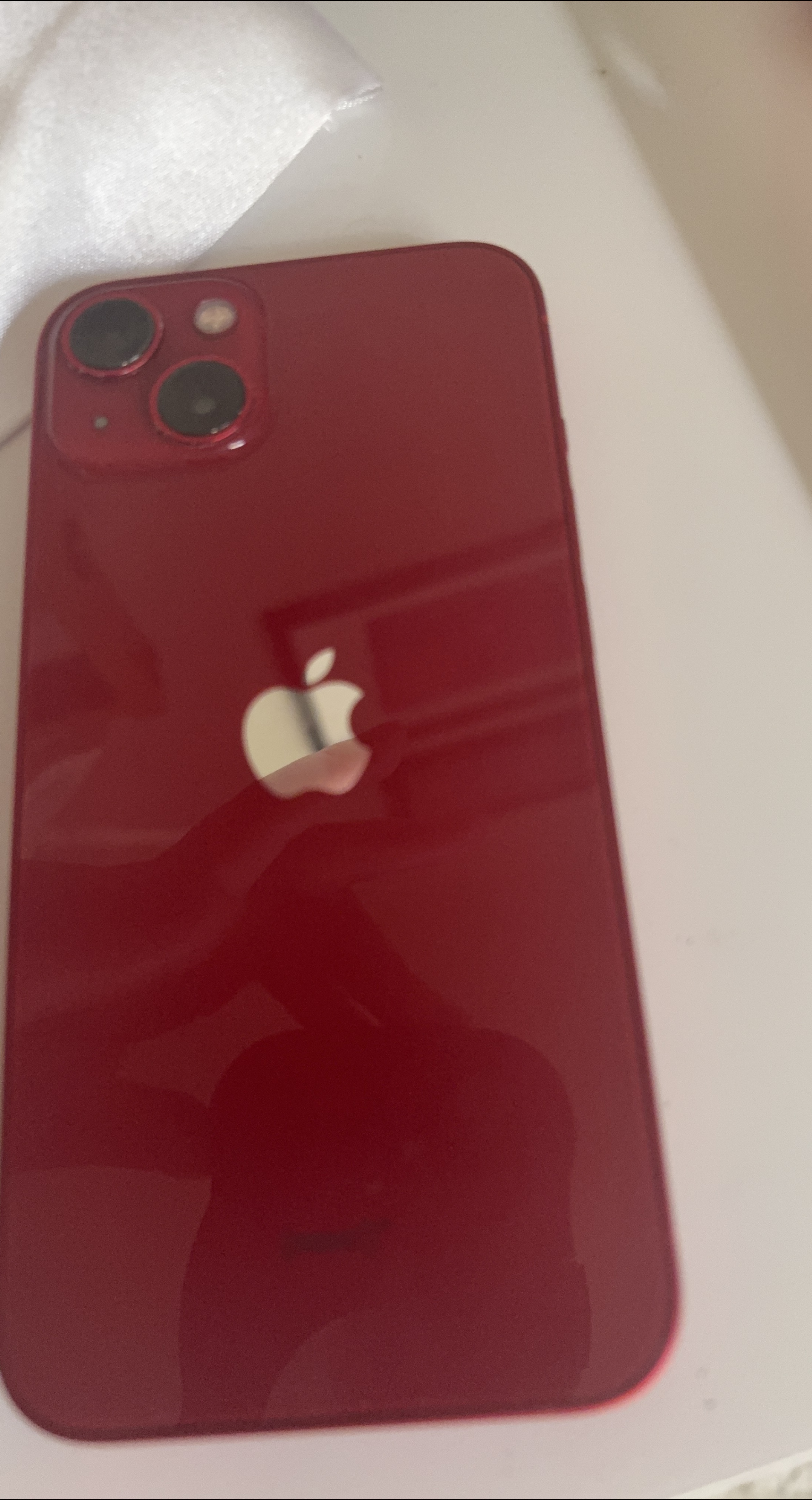 Apple iPhone 13 Red thumbnail
