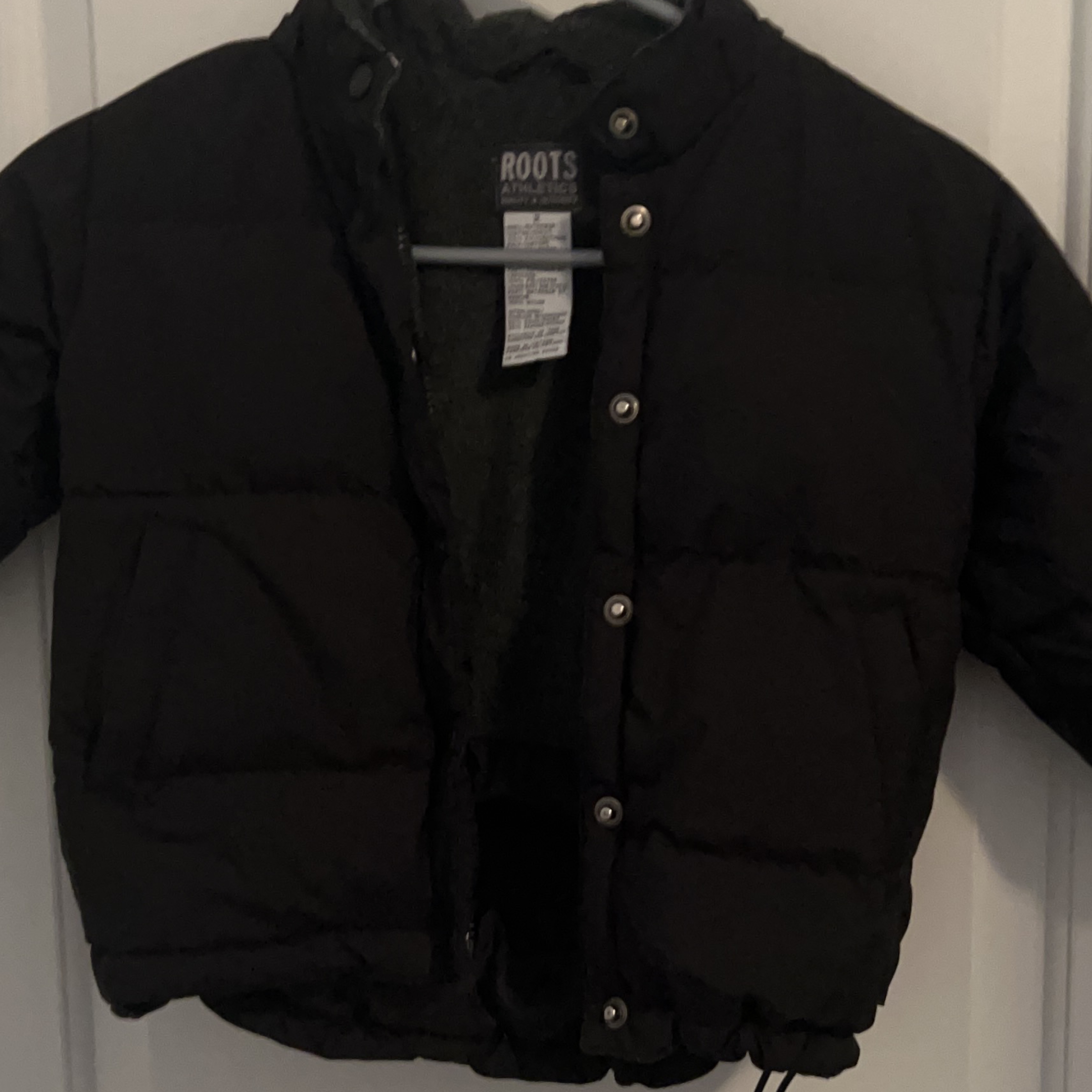 Roots Athletics Black Puffer Jacket - Size 2 image indicator(1)