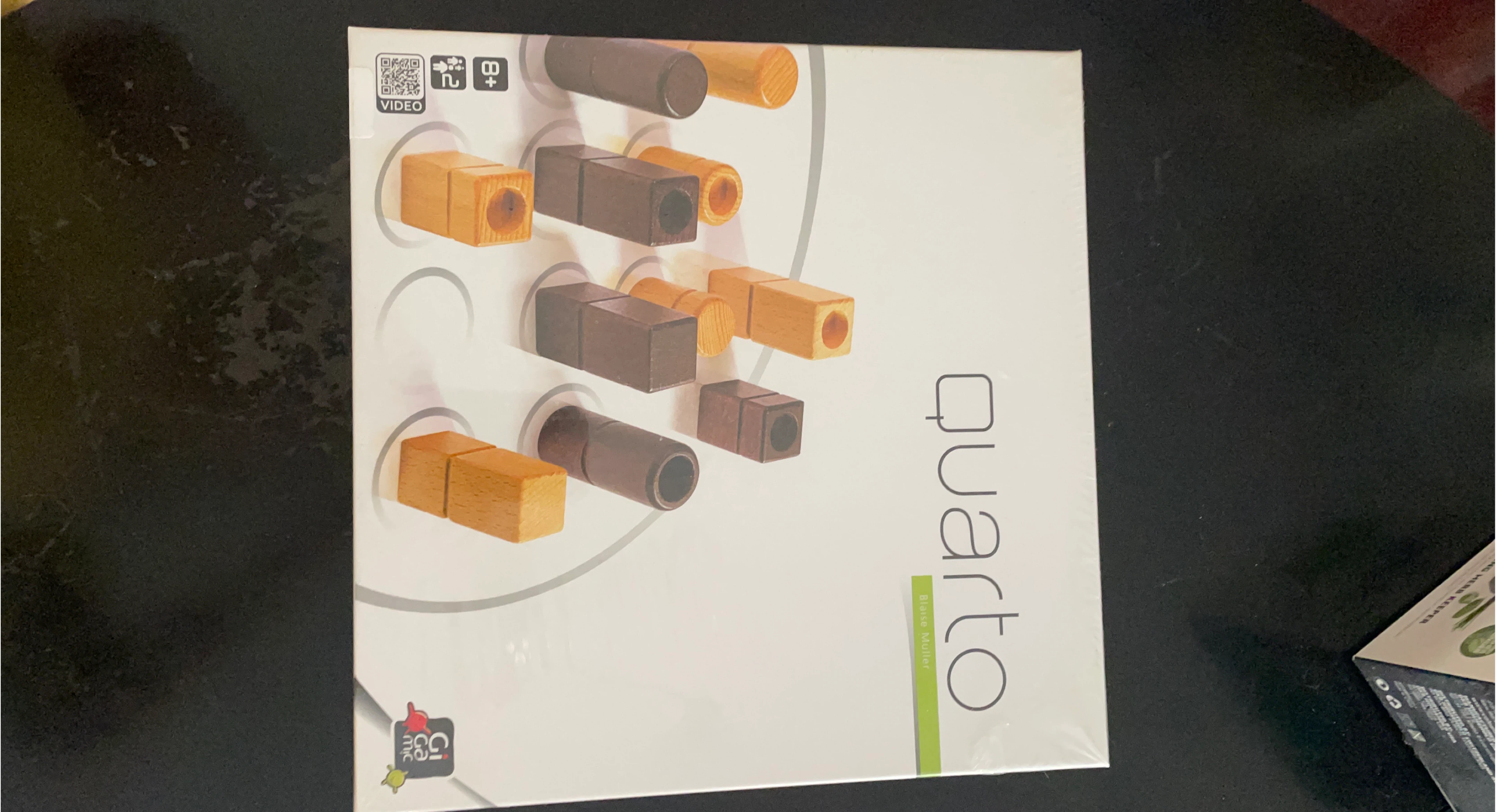 Brand New Quarto Board Game thumbnail