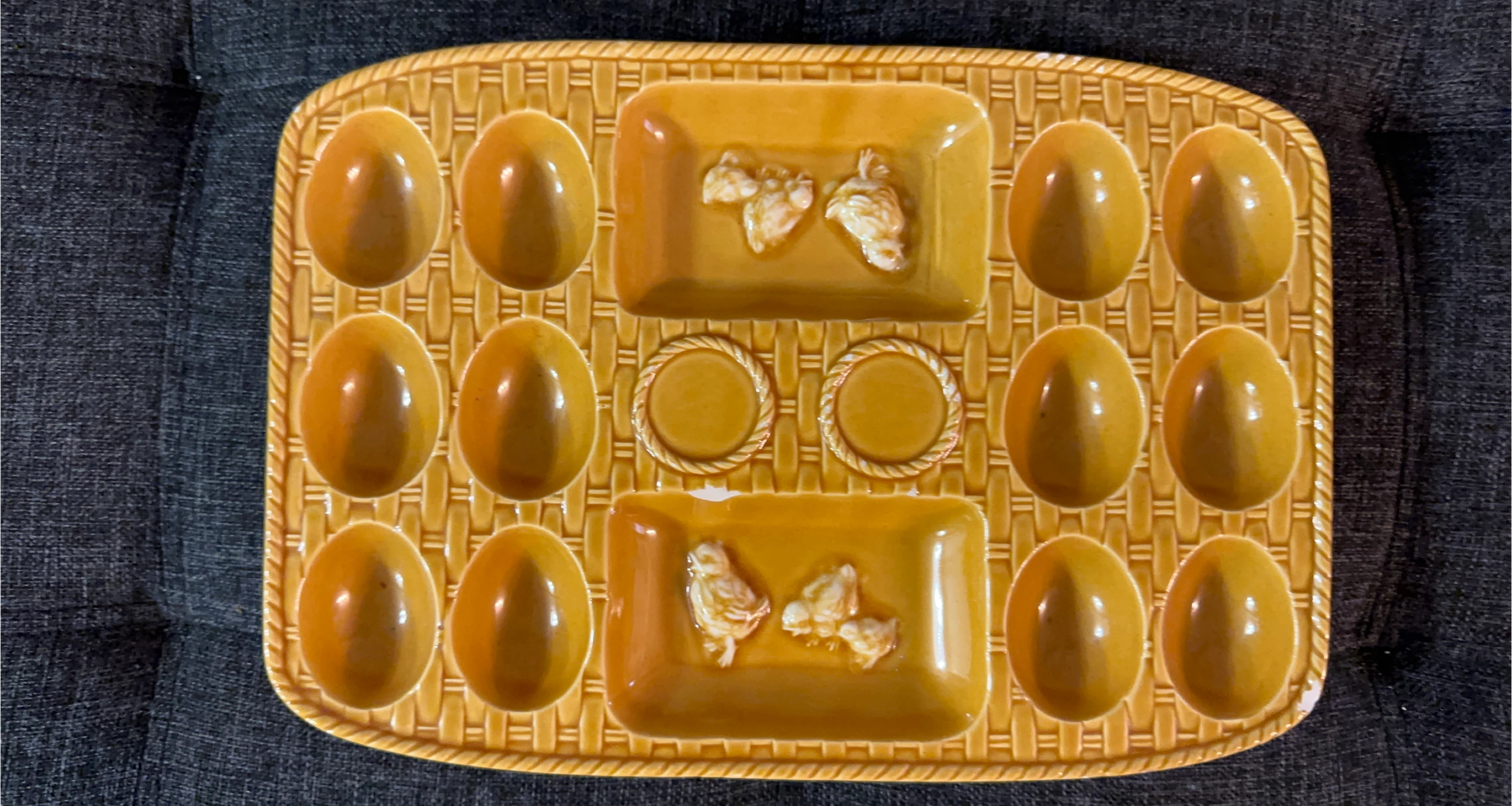🥕Vintage Ceramic Egg Tray - Yellow thumbnail
