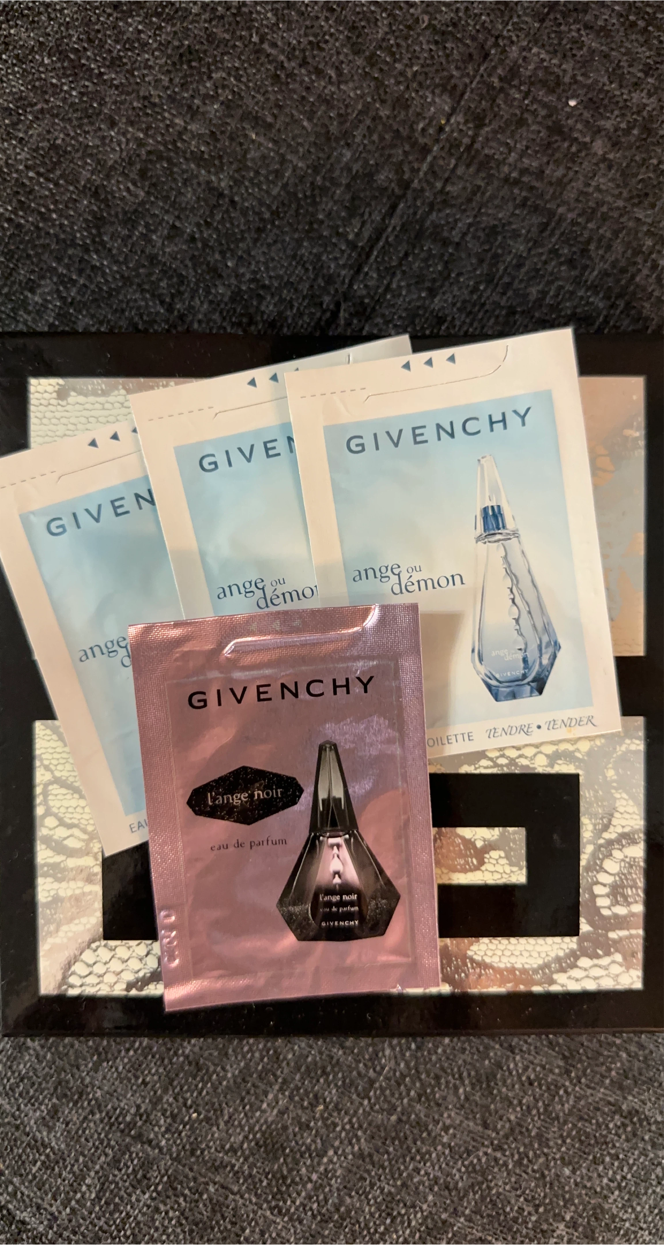 Givenchy Ange ou Demon & L'ange Noir Perfume Samples thumbnail