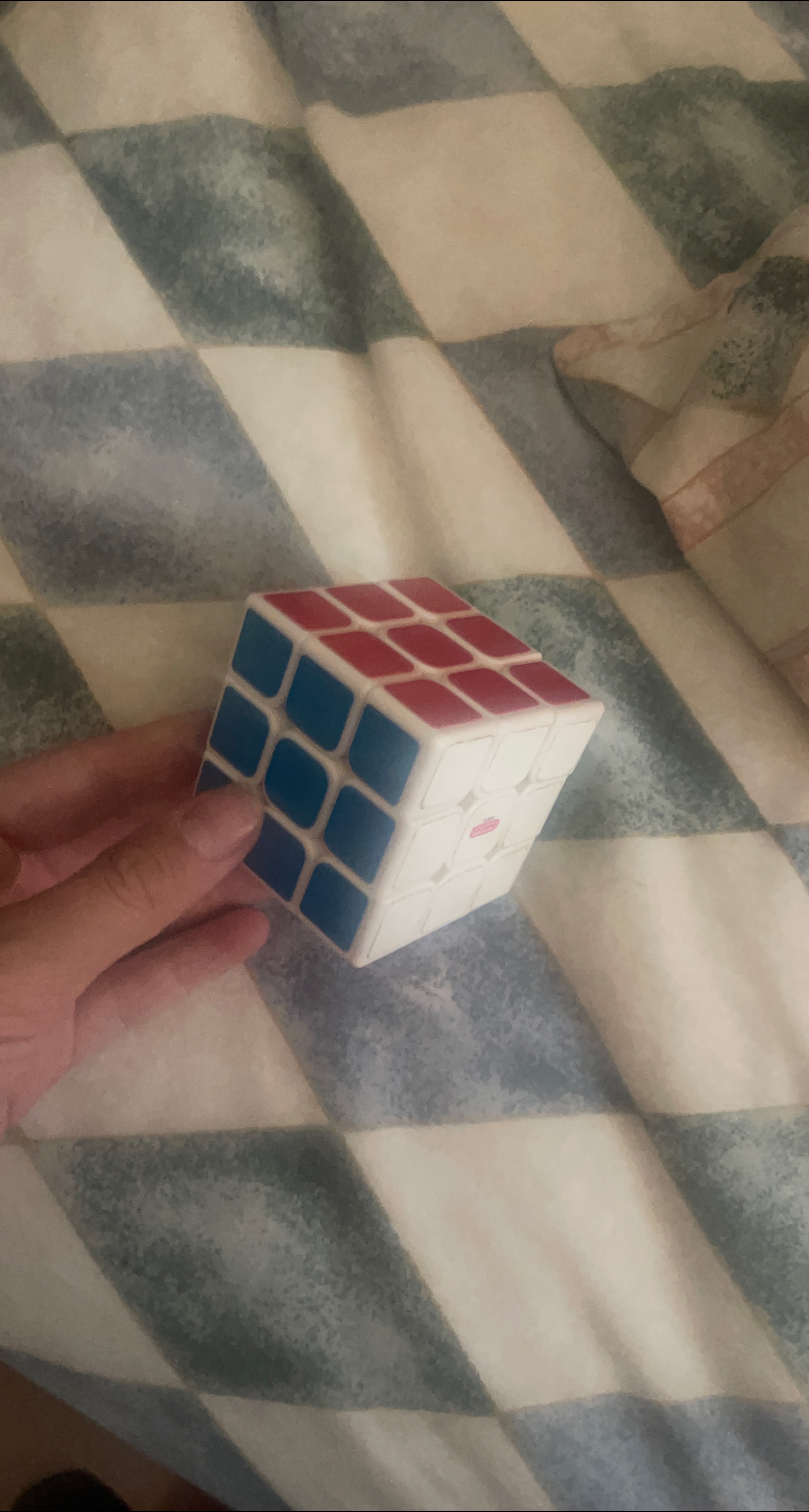 Rubik's Cube - Classic Puzzle thumbnail