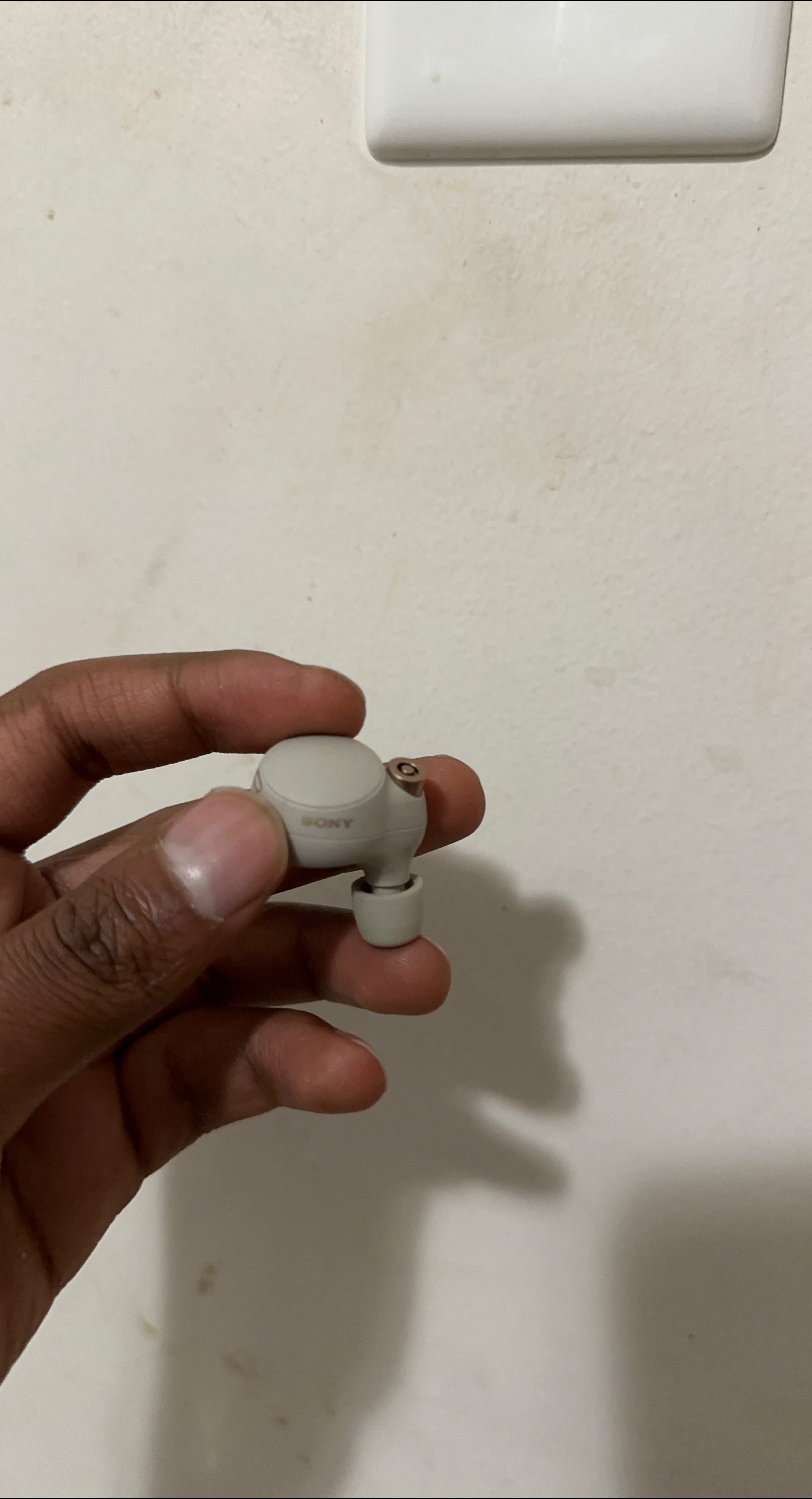 Sony WF-1000XM4 Wireless Earbud - Beige thumbnail
