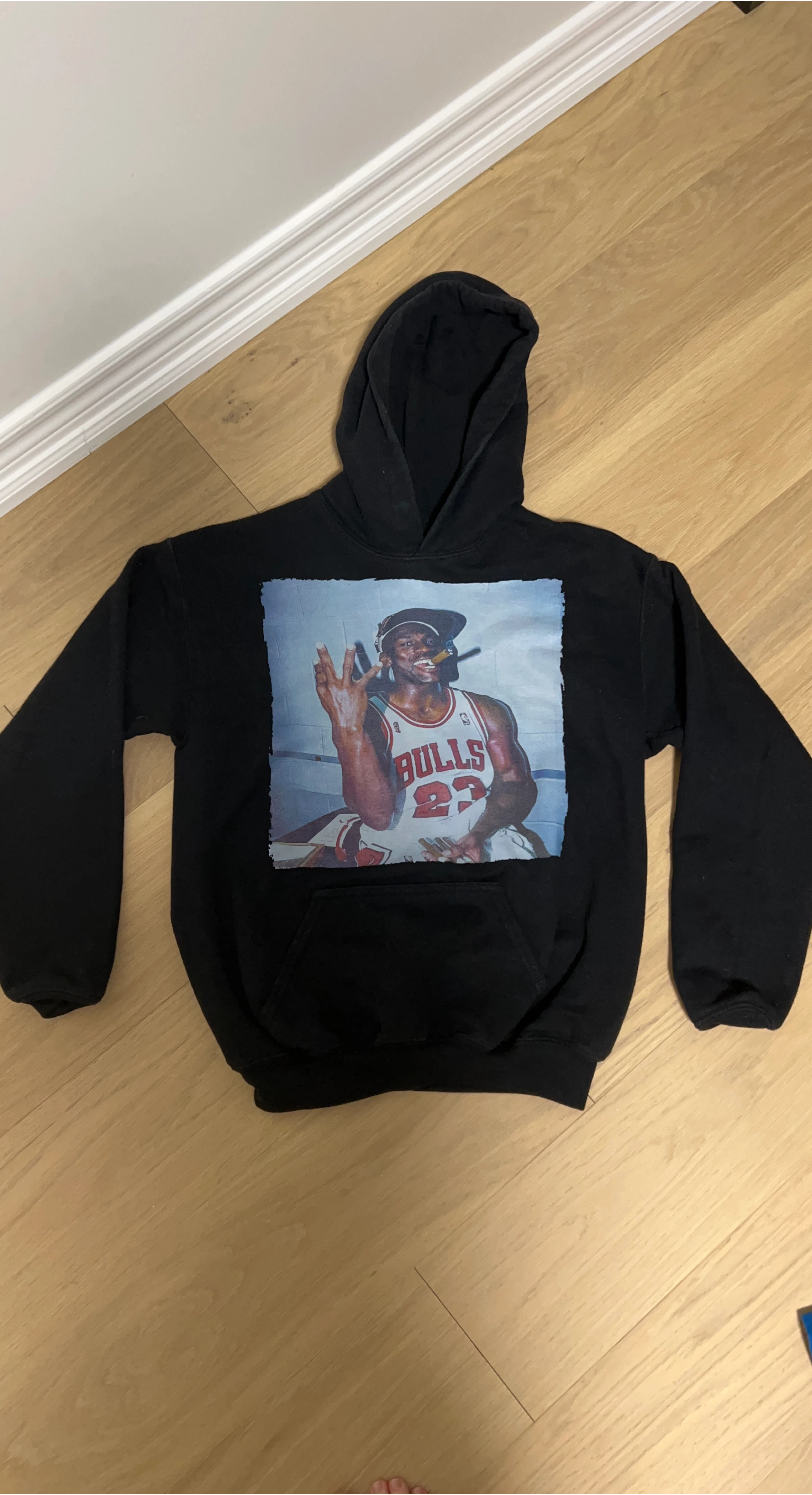 Michael Jordan Bulls 23 Black Hoodie thumbnail