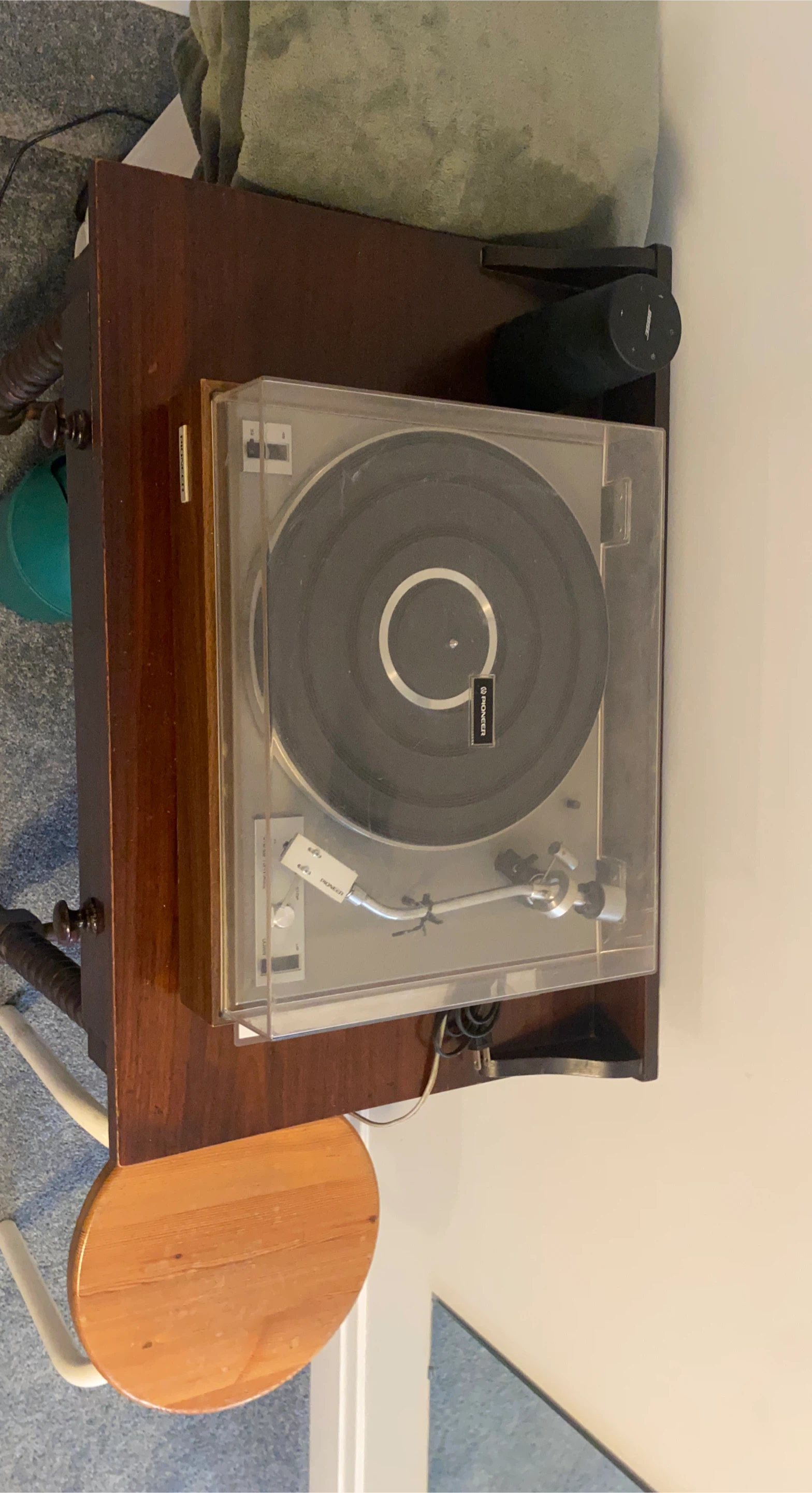 Pioneer Turntable thumbnail