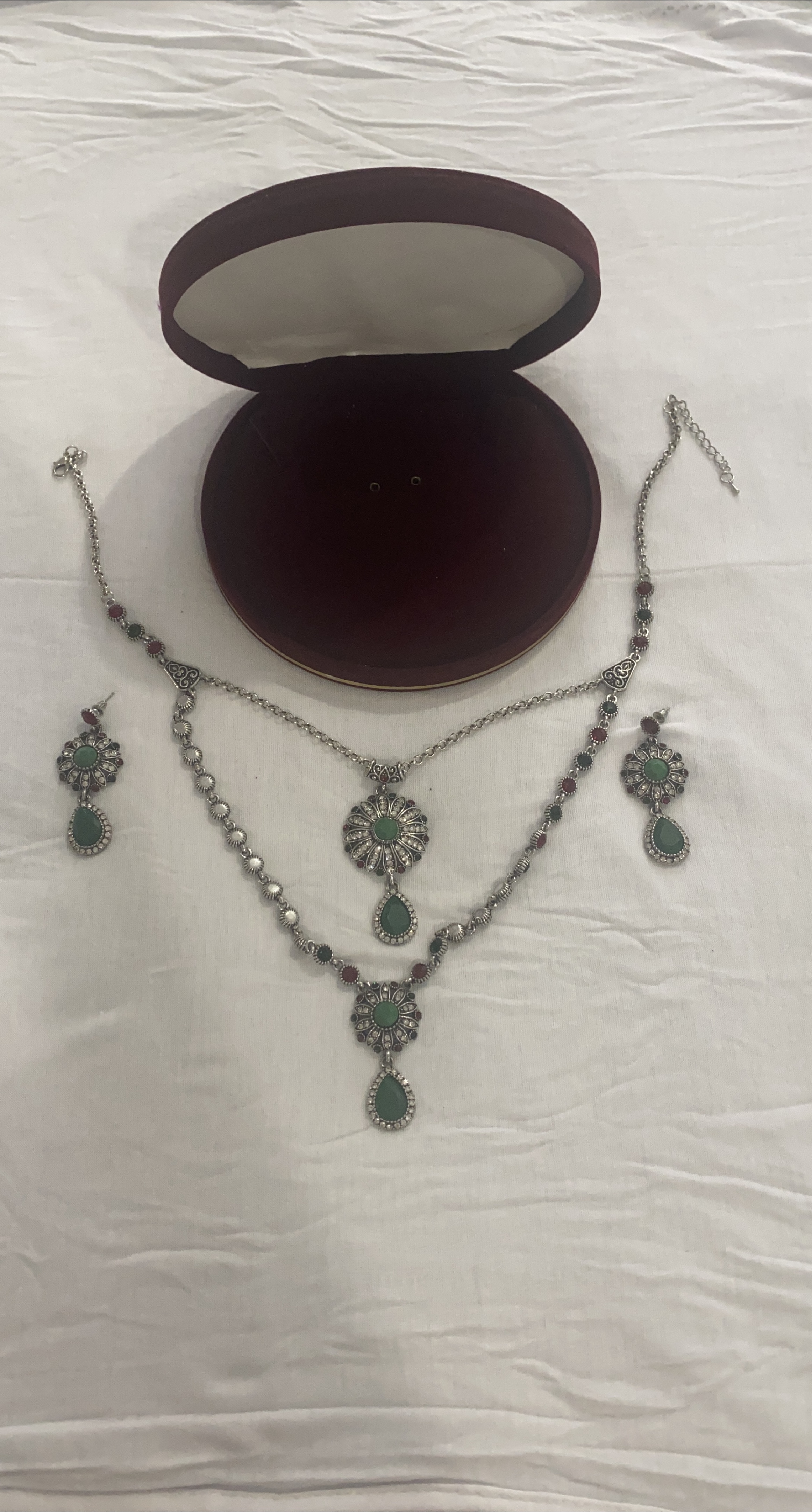 Necklace and Earring Set with Box thumbnail