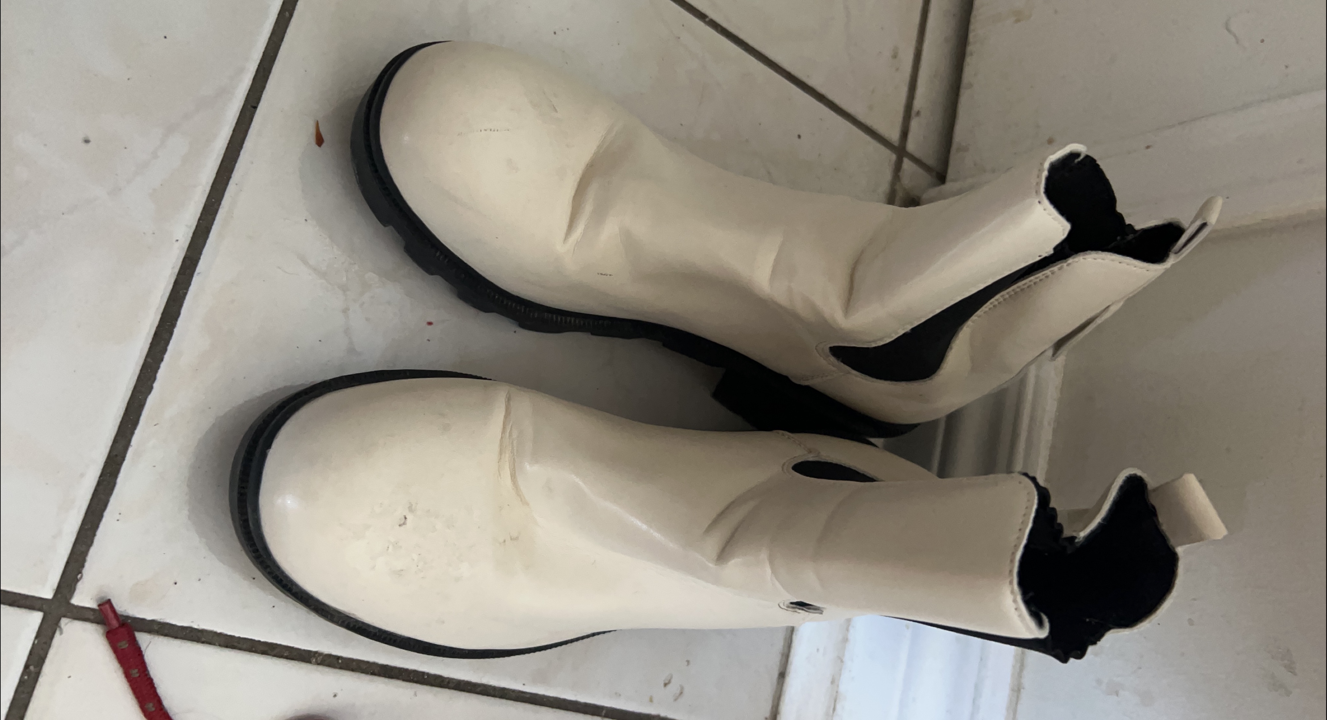 White Chelsea Boots thumbnail