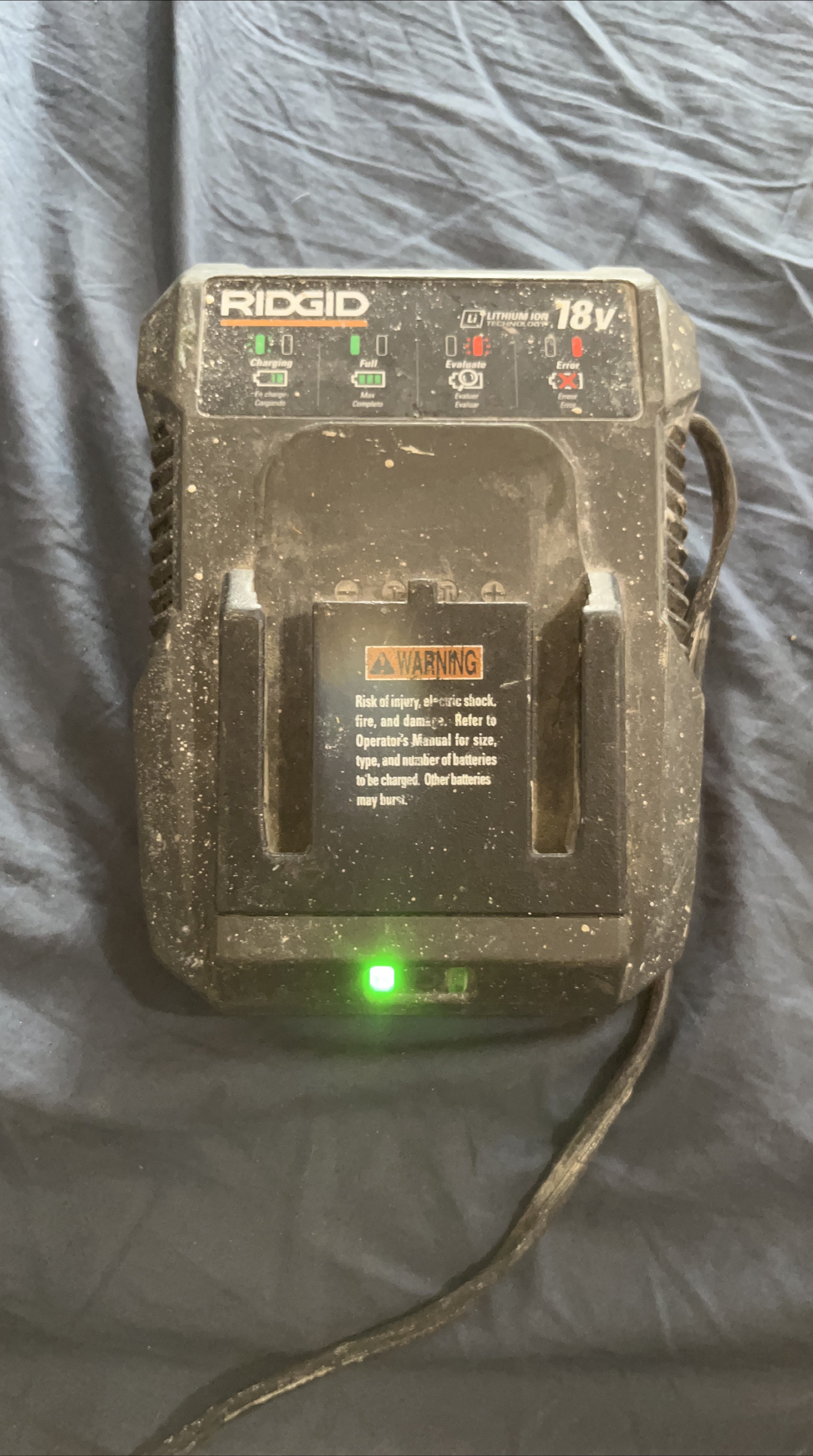 Ridgid 18V Lithium Ion Battery Charger thumbnail