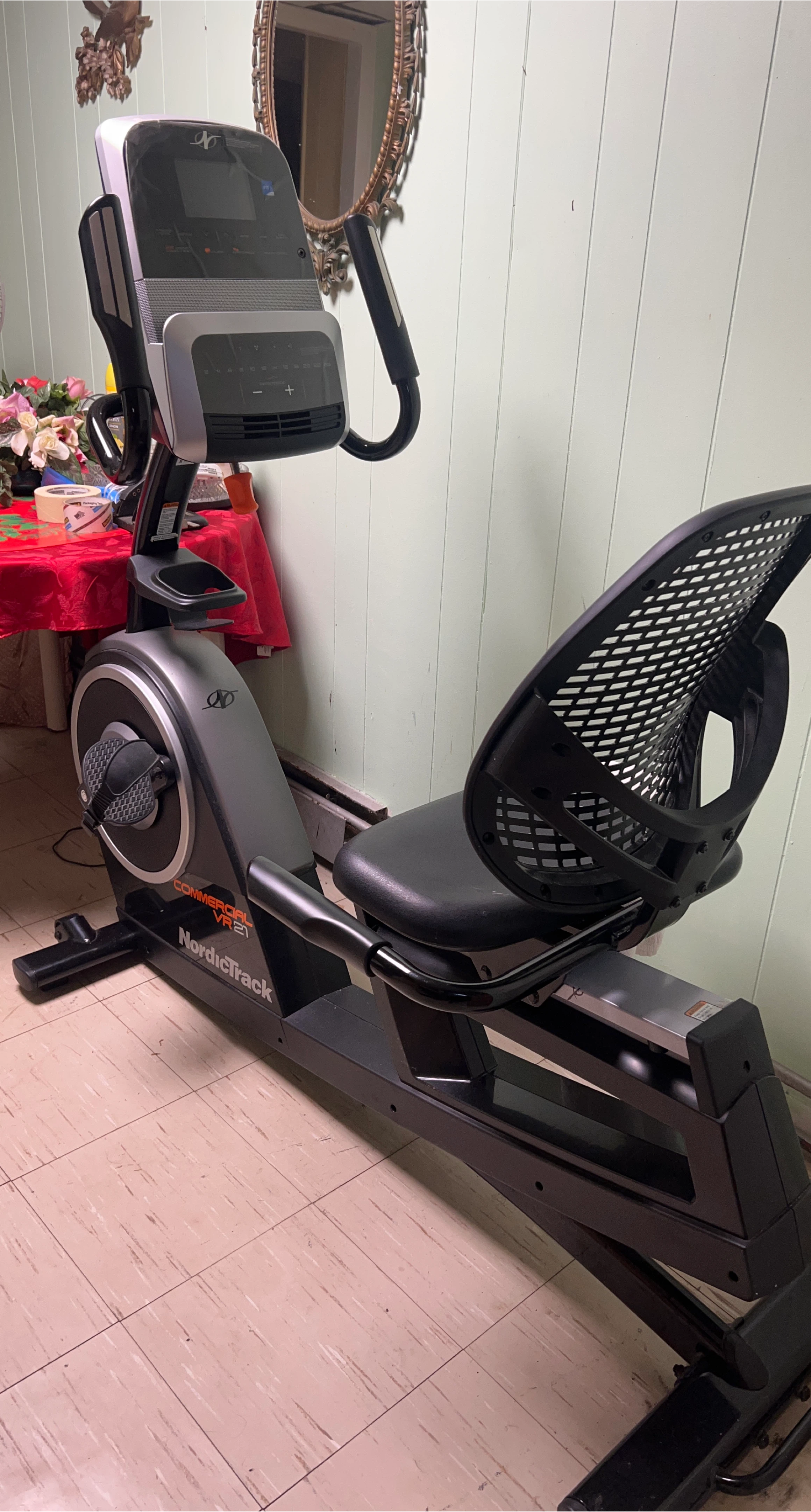 NordicTrack Commercial VR21 Recumbent Bike thumbnail