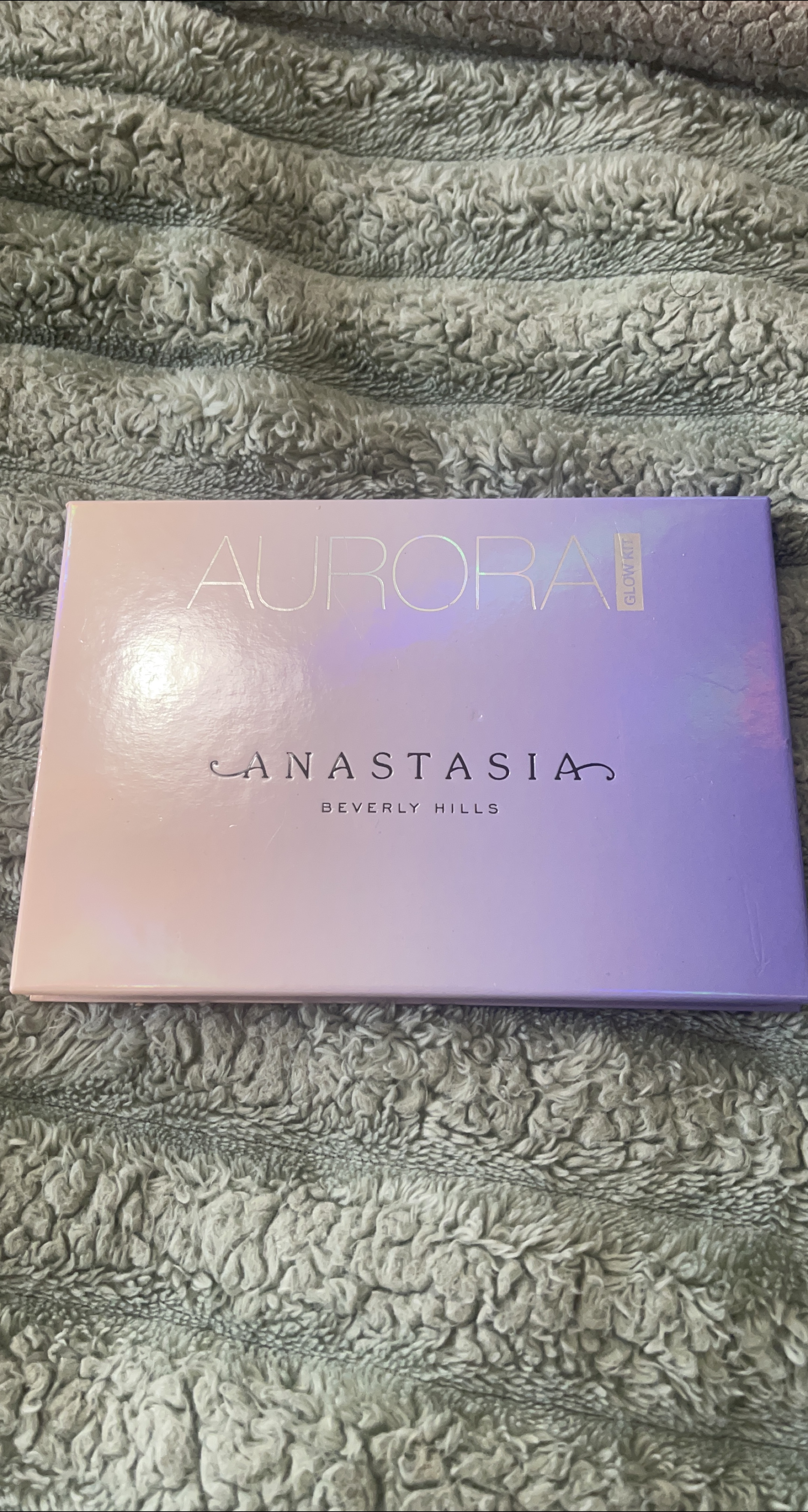 Anastasia Beverly Hills Aurora Glow Kit thumbnail