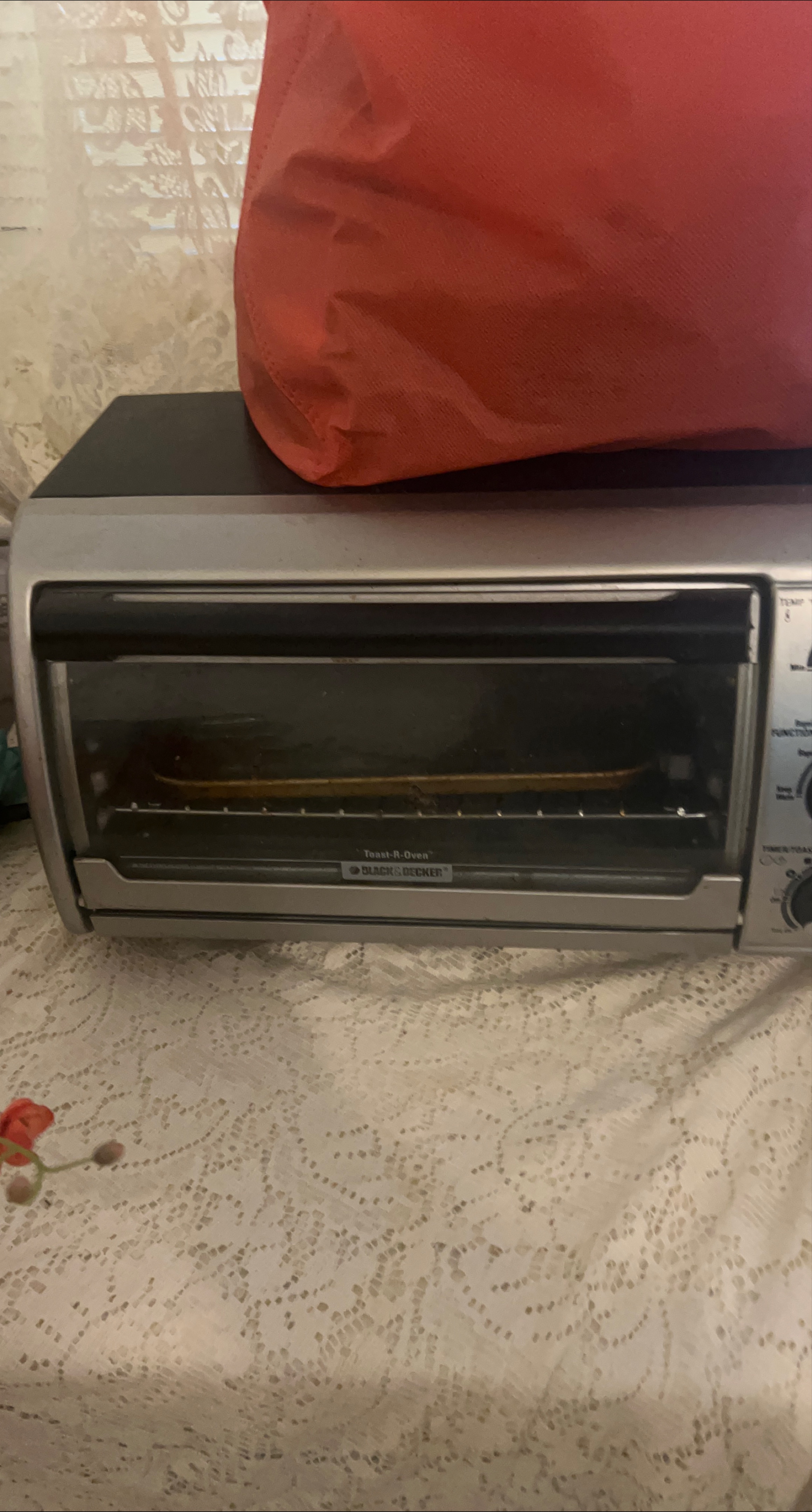 Black+Decker Toast-R-Oven Toaster Oven thumbnail