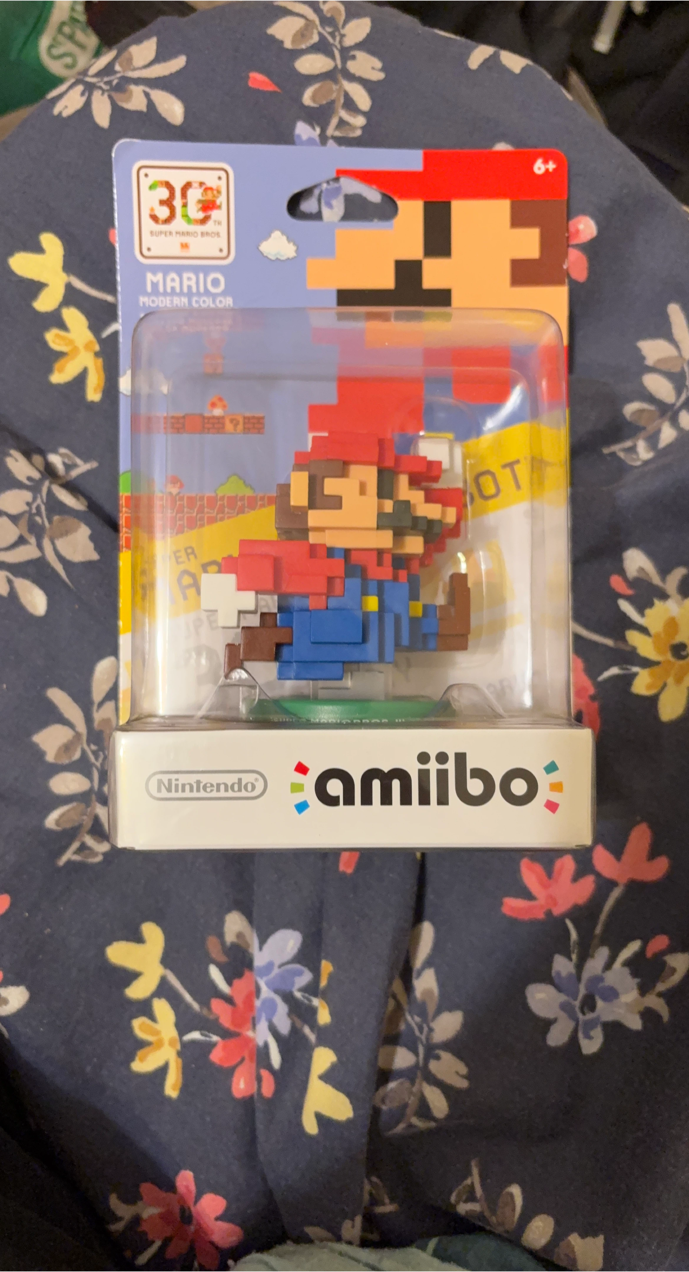 New Nintendo Amiibo - 30th Mario Modern Color thumbnail