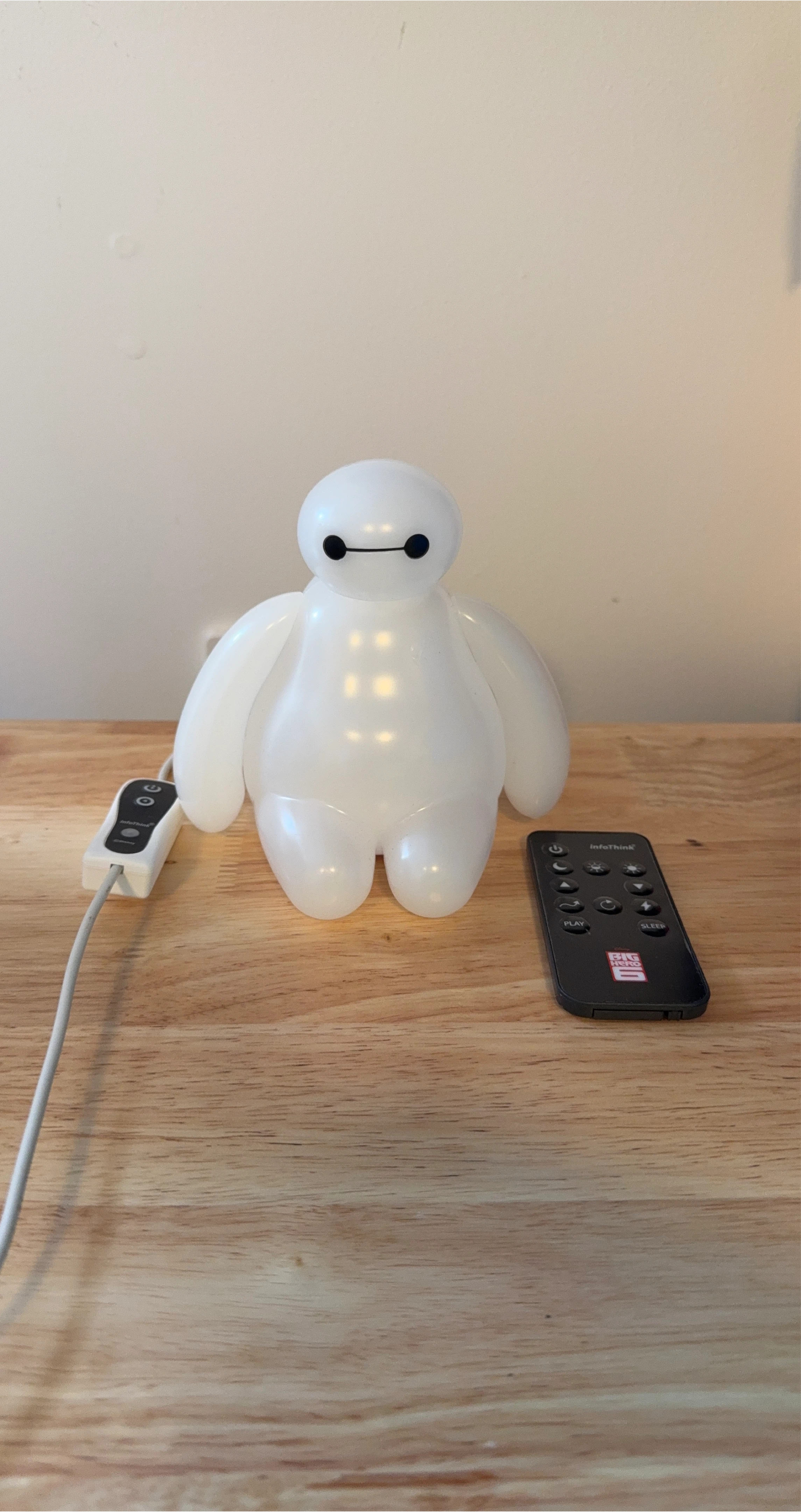 Baymax Night Light with Remote thumbnail