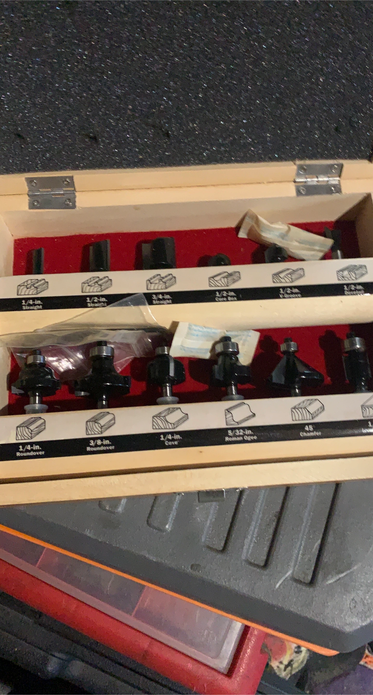 Router Bit Set with Case thumbnail