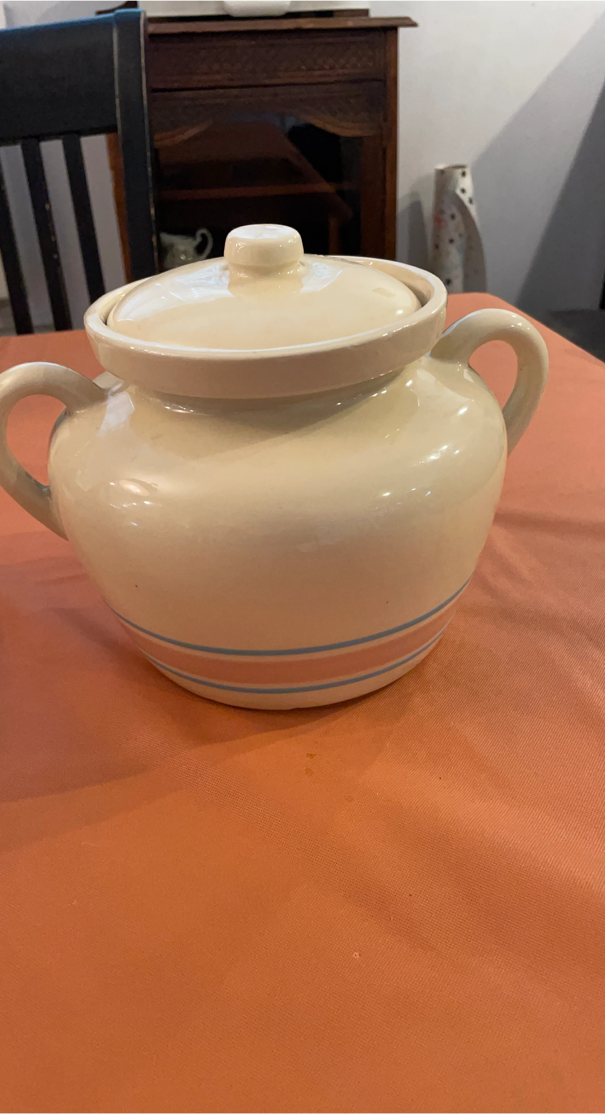 Vintage Cream Ceramic Bean Pot with Lid thumbnail