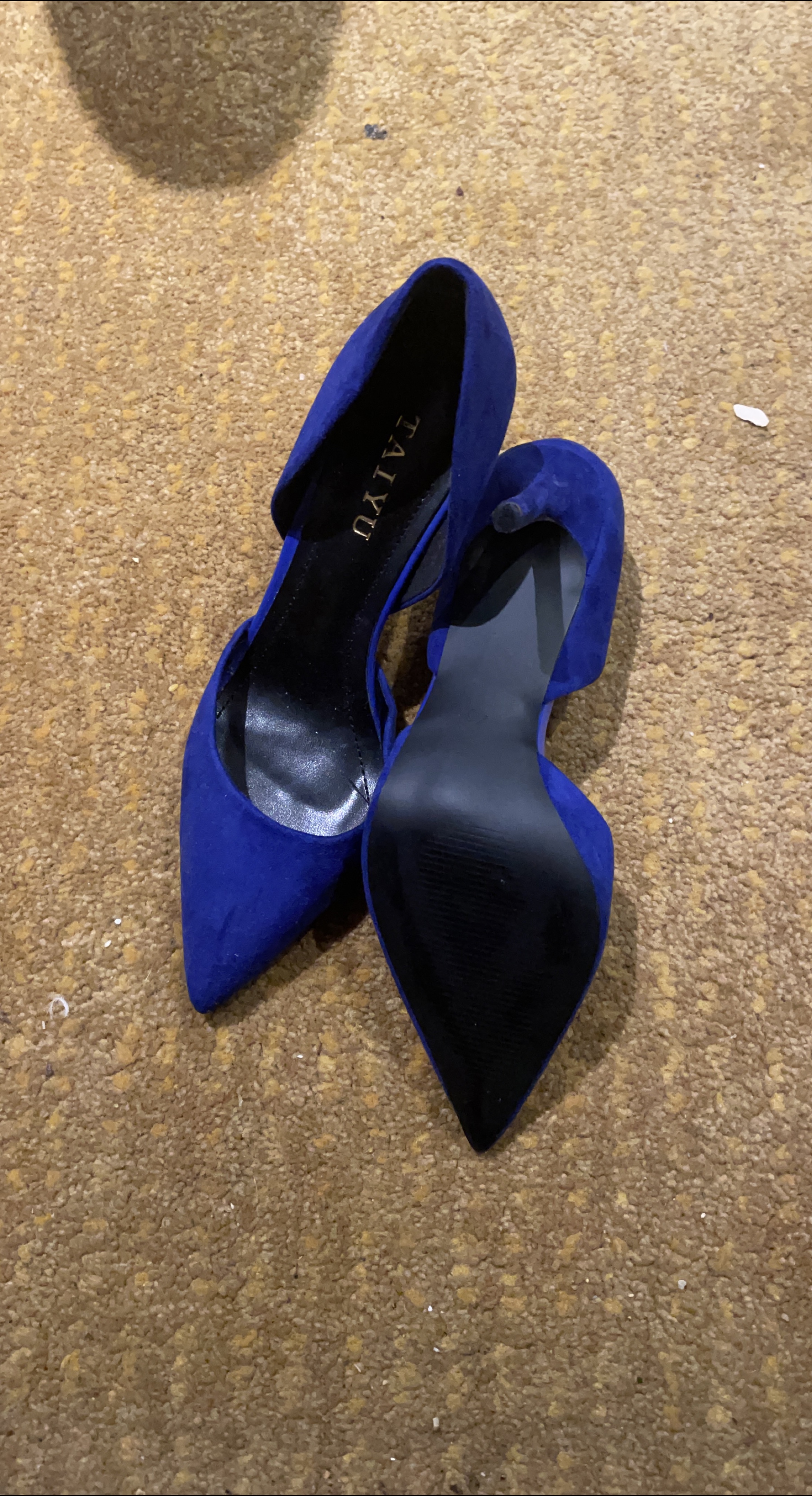 Taiyu Blue Heels thumbnail