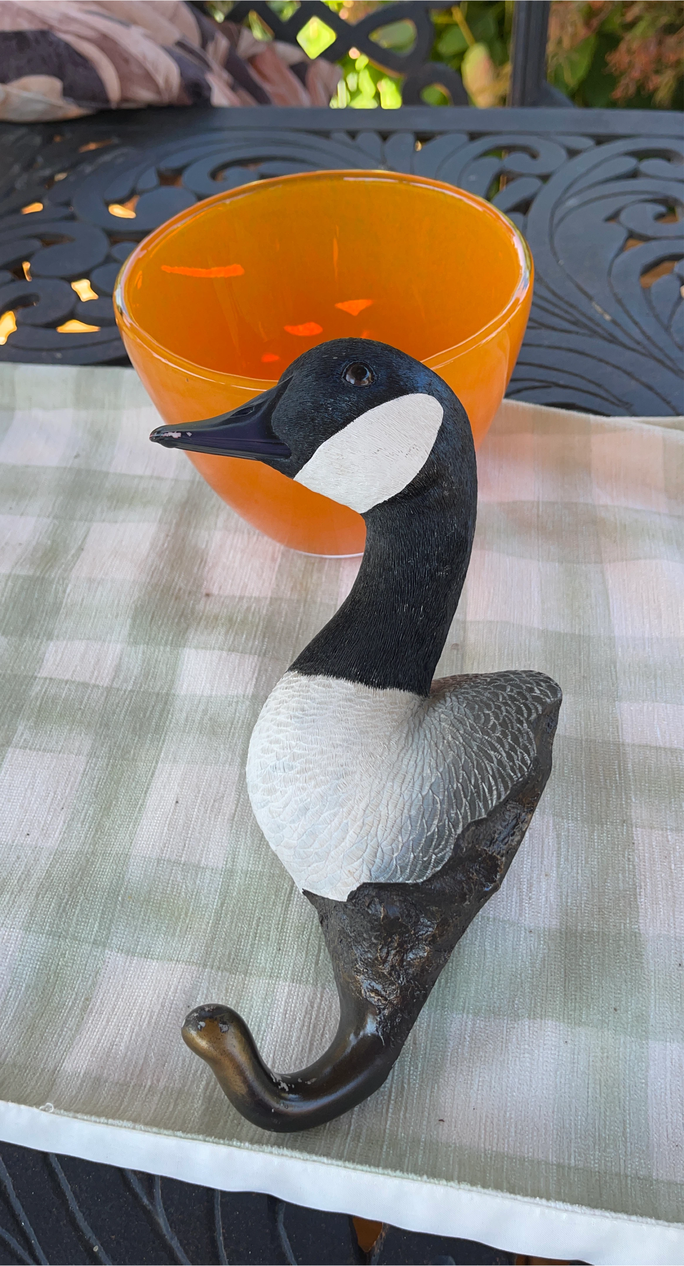 Goose Statue Decoration thumbnail
