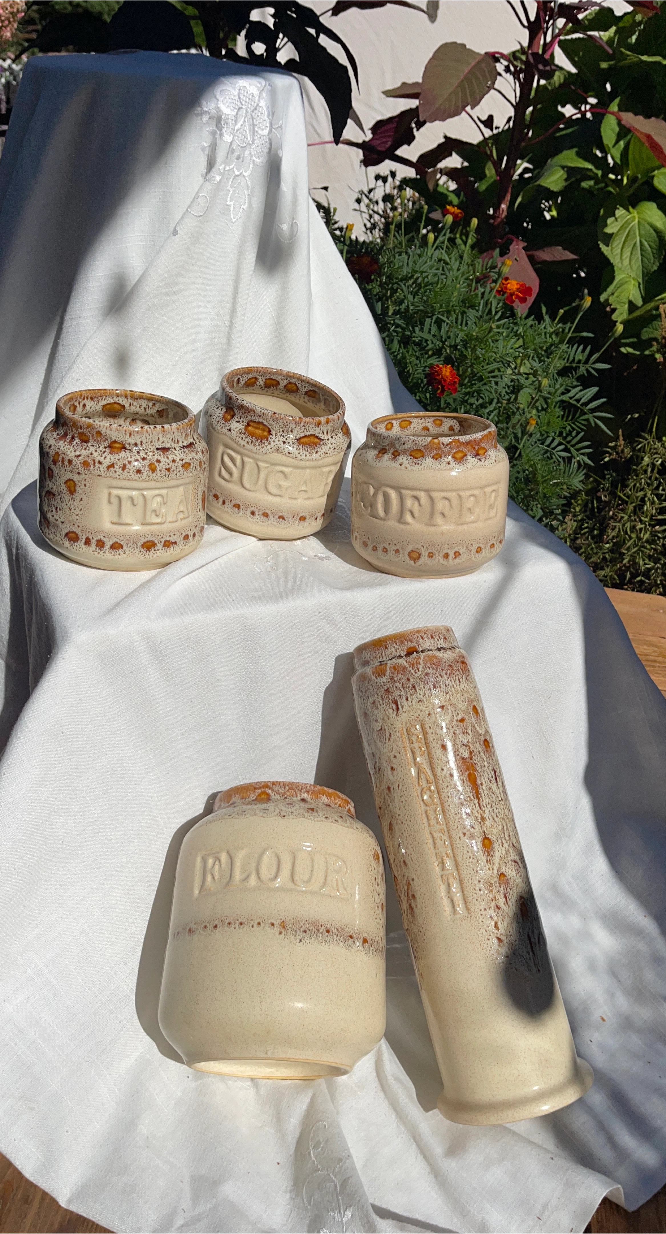 Roberts Oven Microwave Proof Pottery Canister Set thumbnail