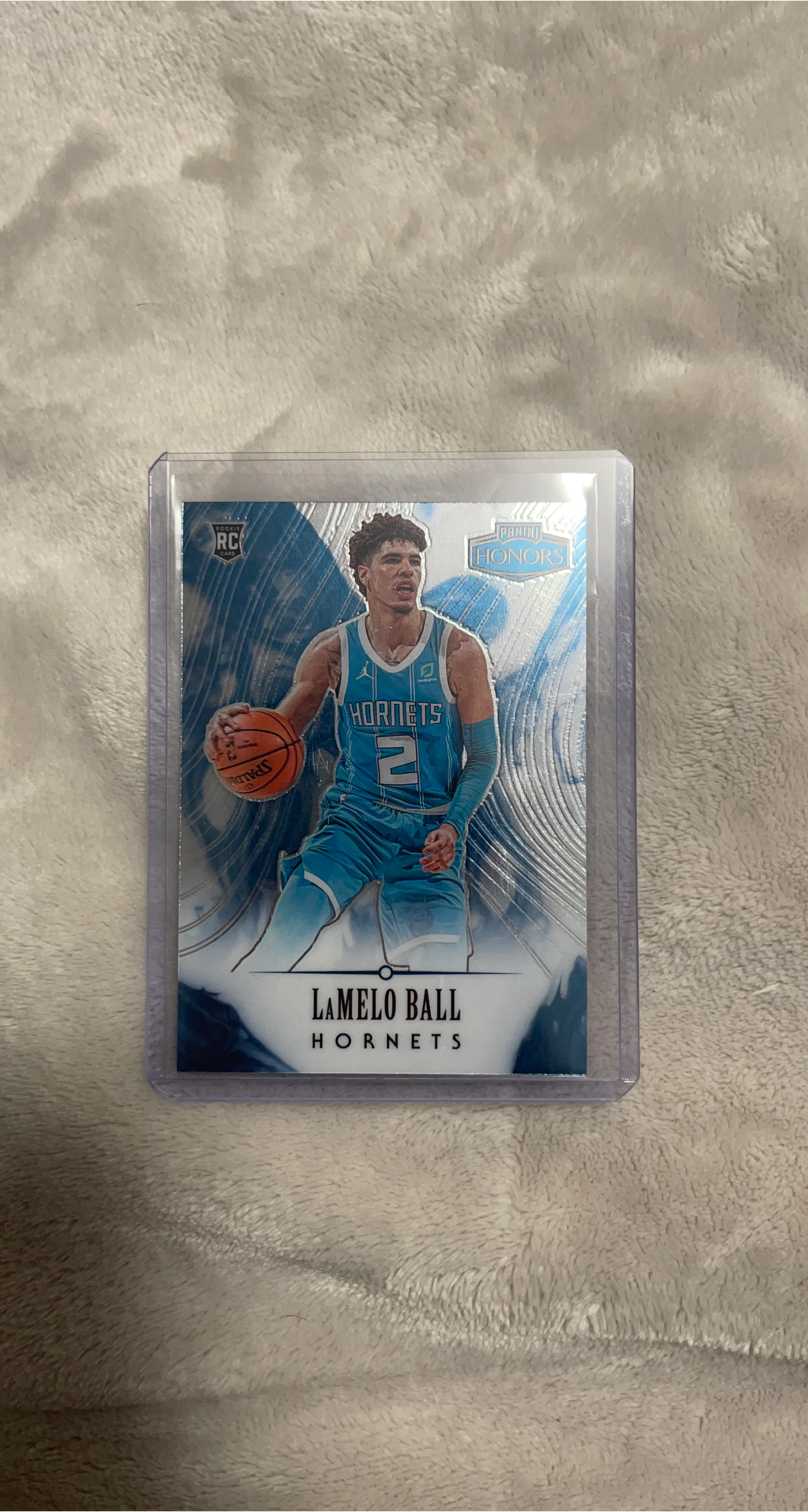 LaMelo Ball Hornets Rookie card thumbnail