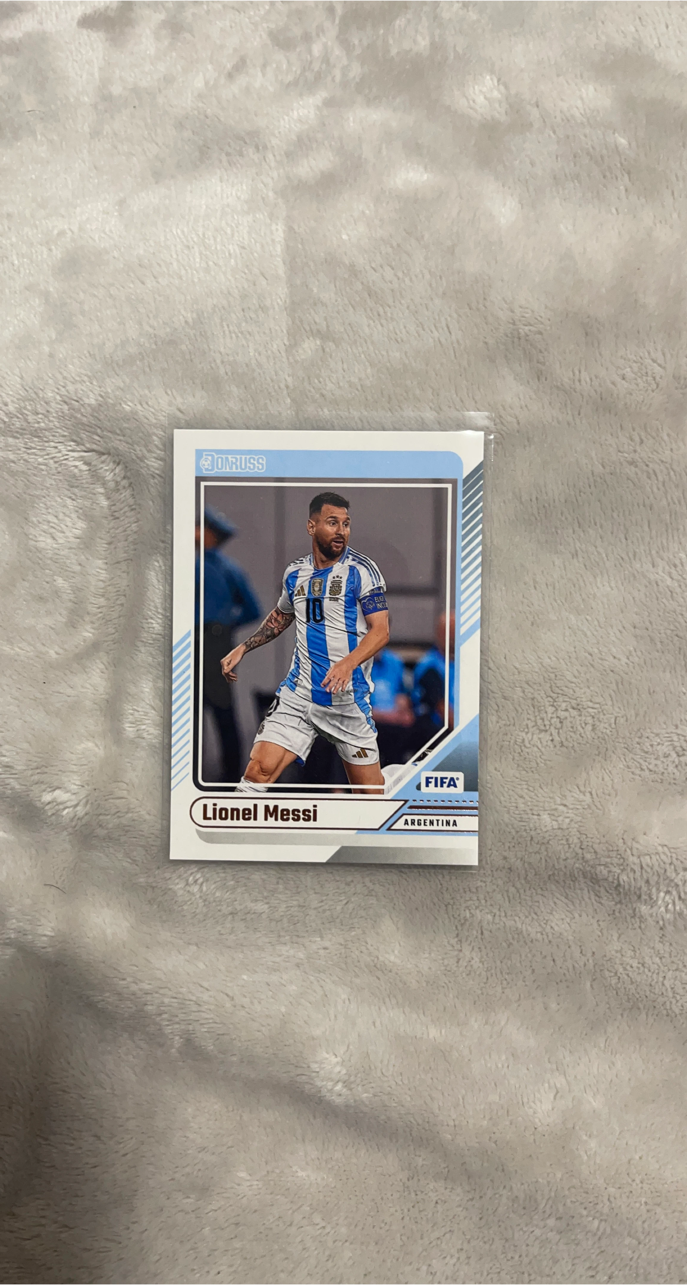 Lionel Messi Donruss FIFA Card thumbnail