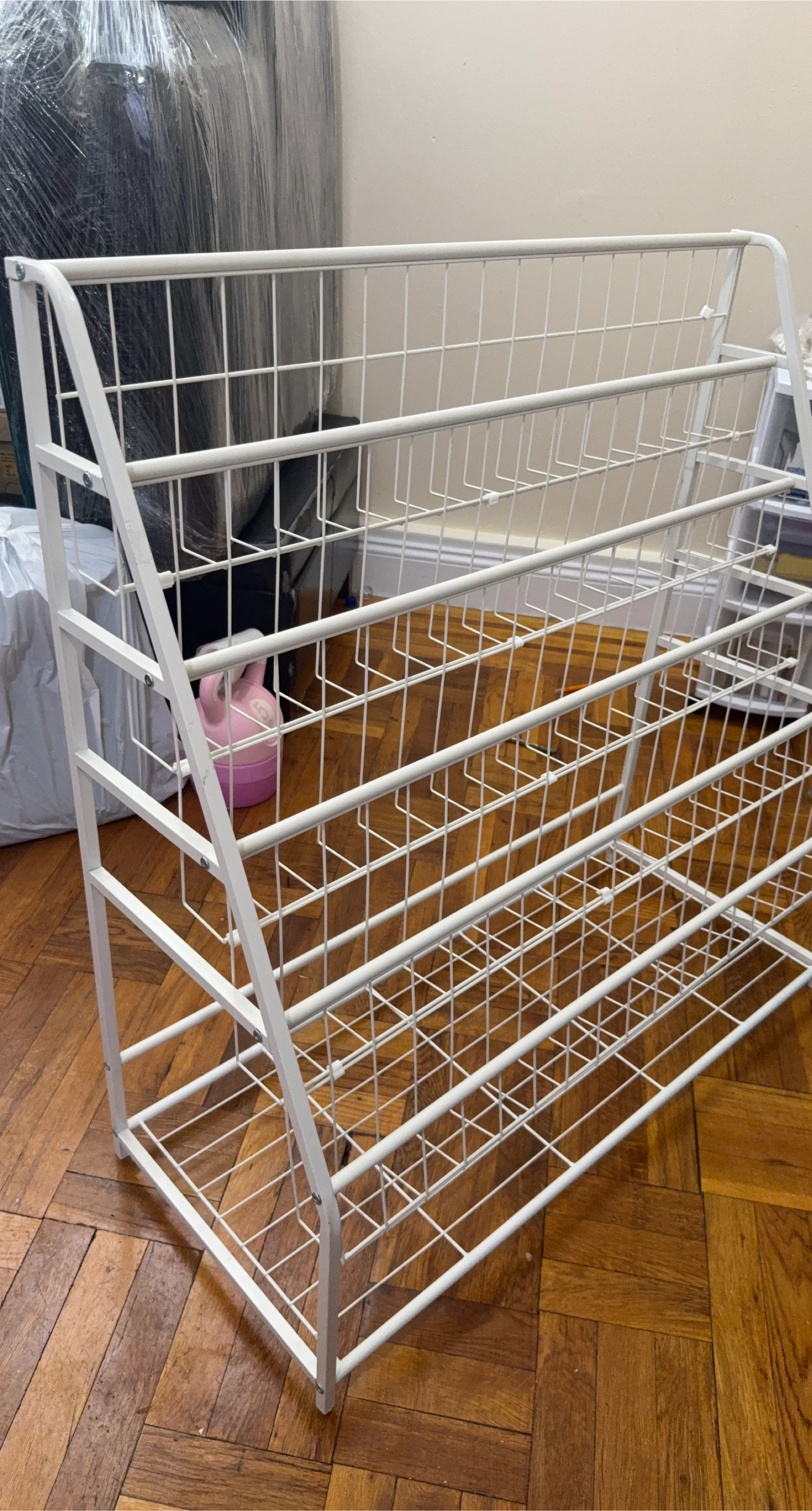 White Metal Wire Shelf Rack