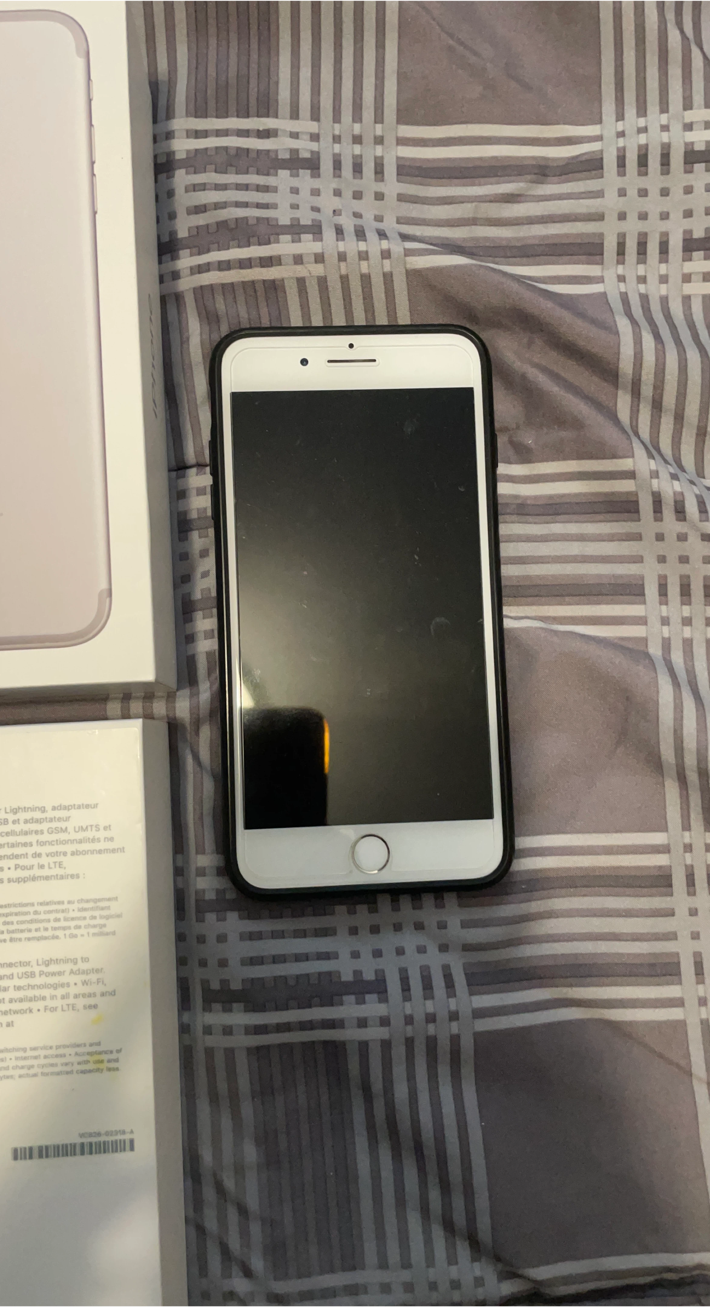 iPhone 7 Plus - 128GB - Silver thumbnail