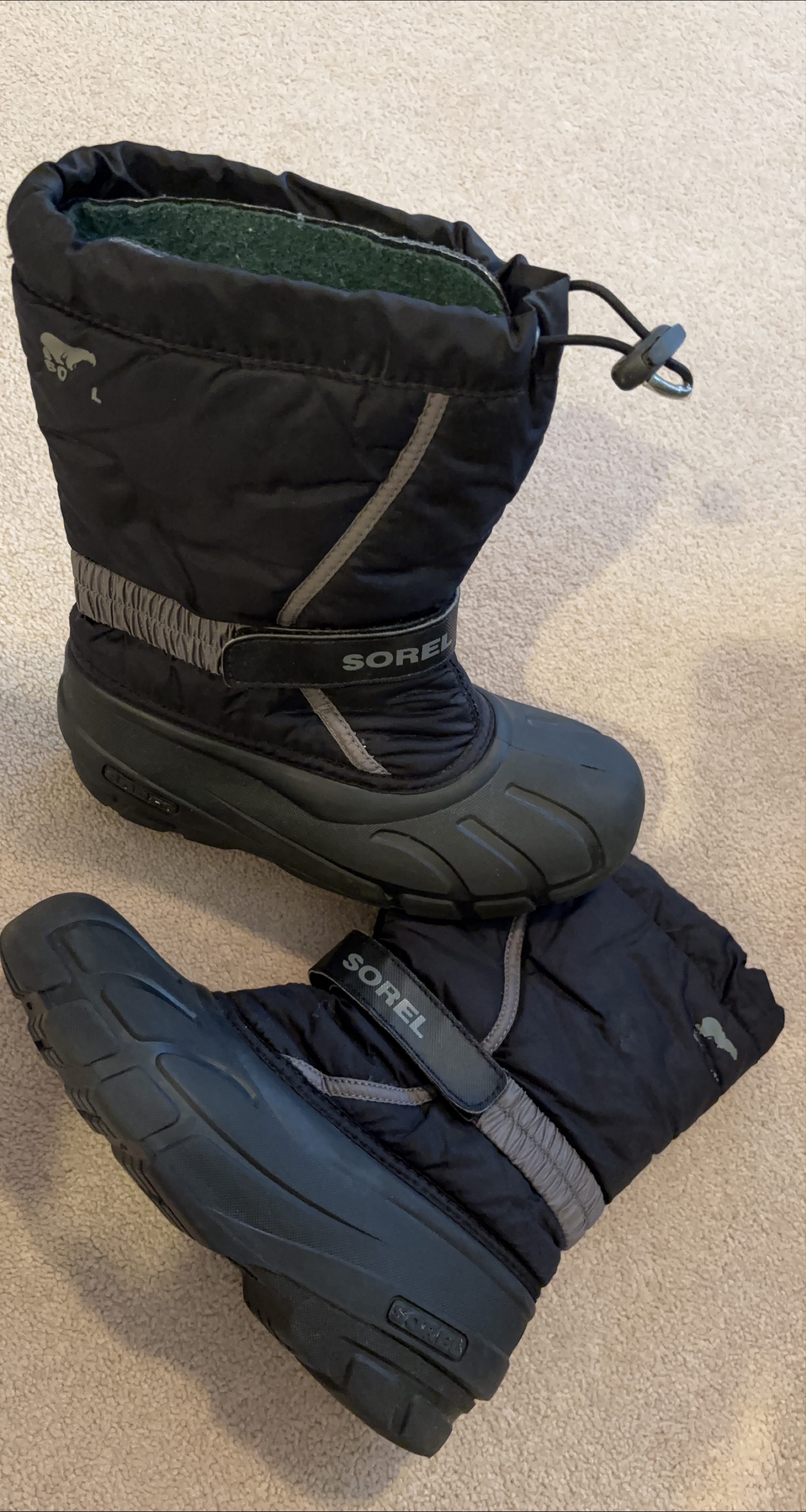 Sorel Kids' Snow Commander Black Winter Boots size 5(USA)