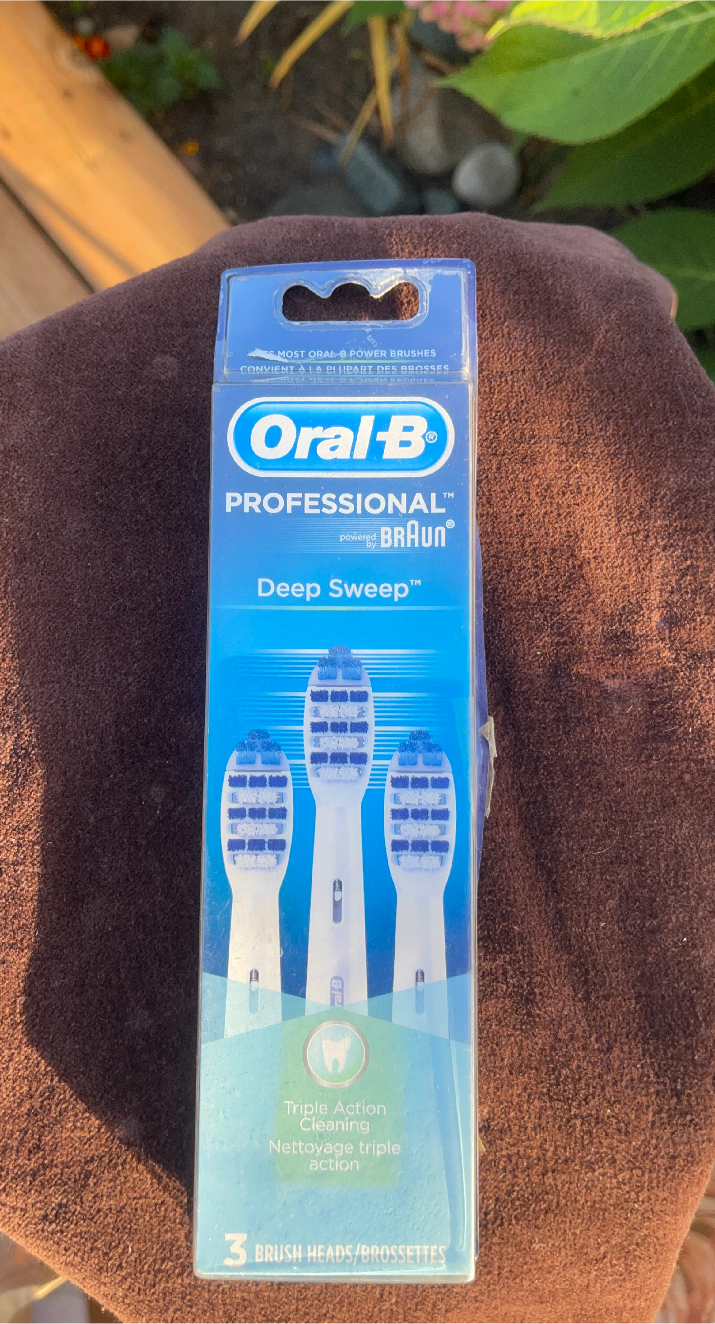 Oral-B Professional Deep Sweep Brush Heads (3) thumbnail