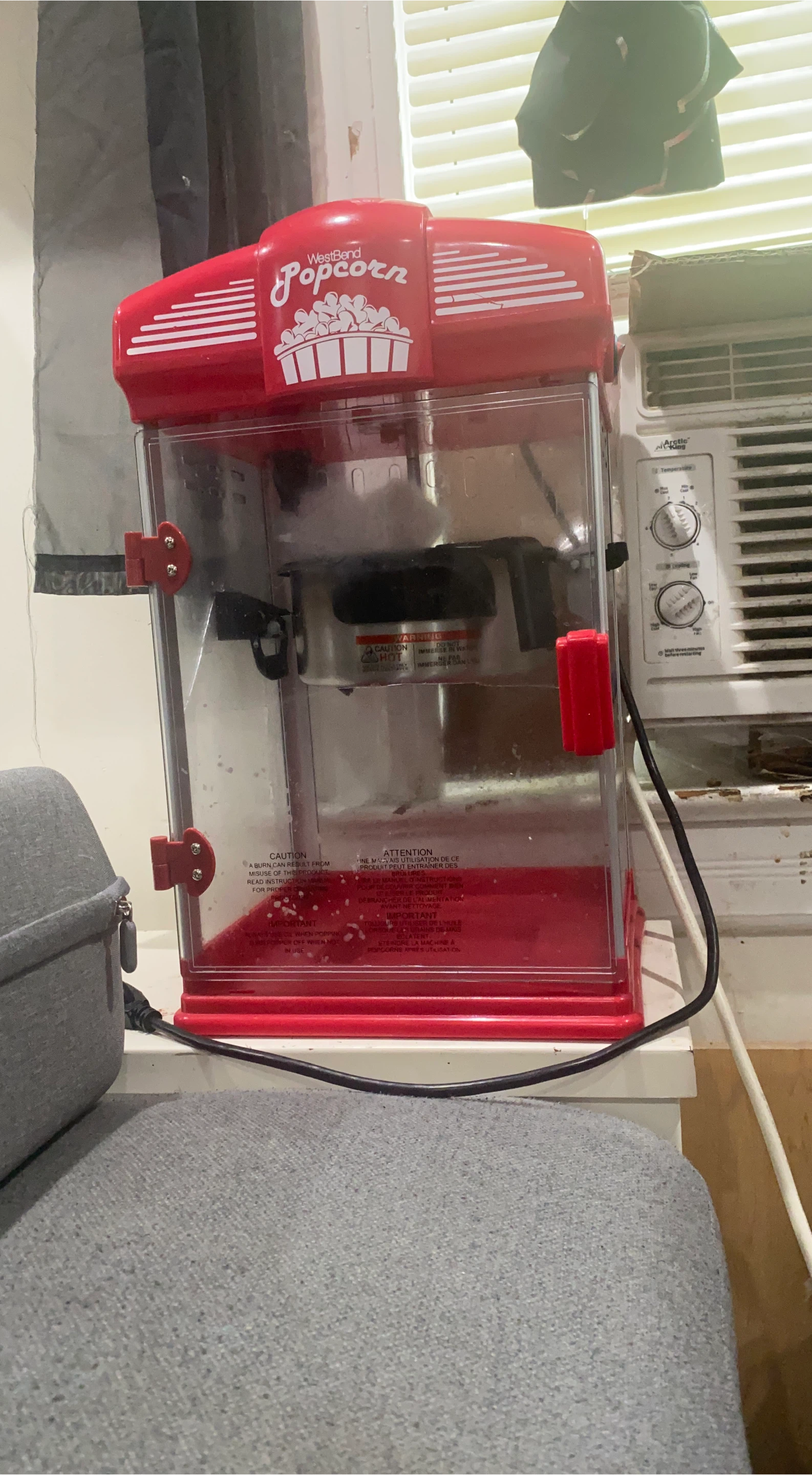 West Bend Popcorn Machine thumbnail