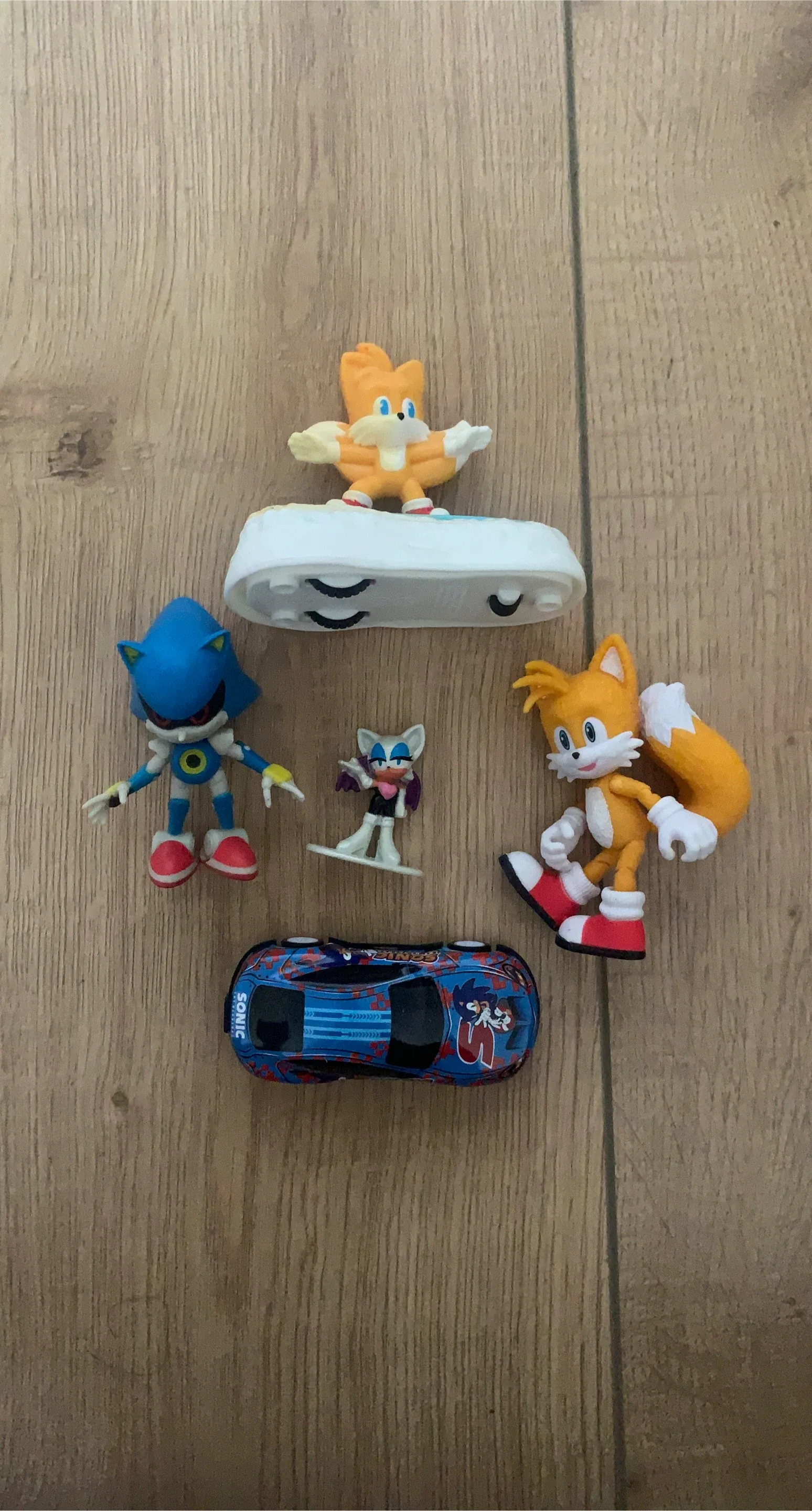 Sonic the Hedgehog toys/figures