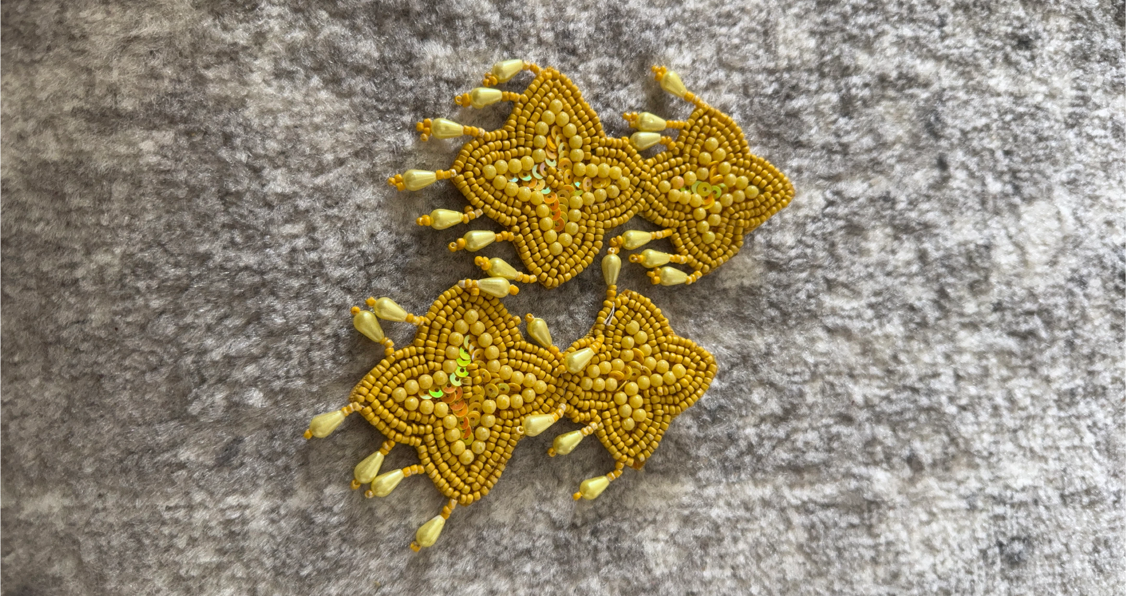 Handmade Beaded Yellow Earrings thumbnail