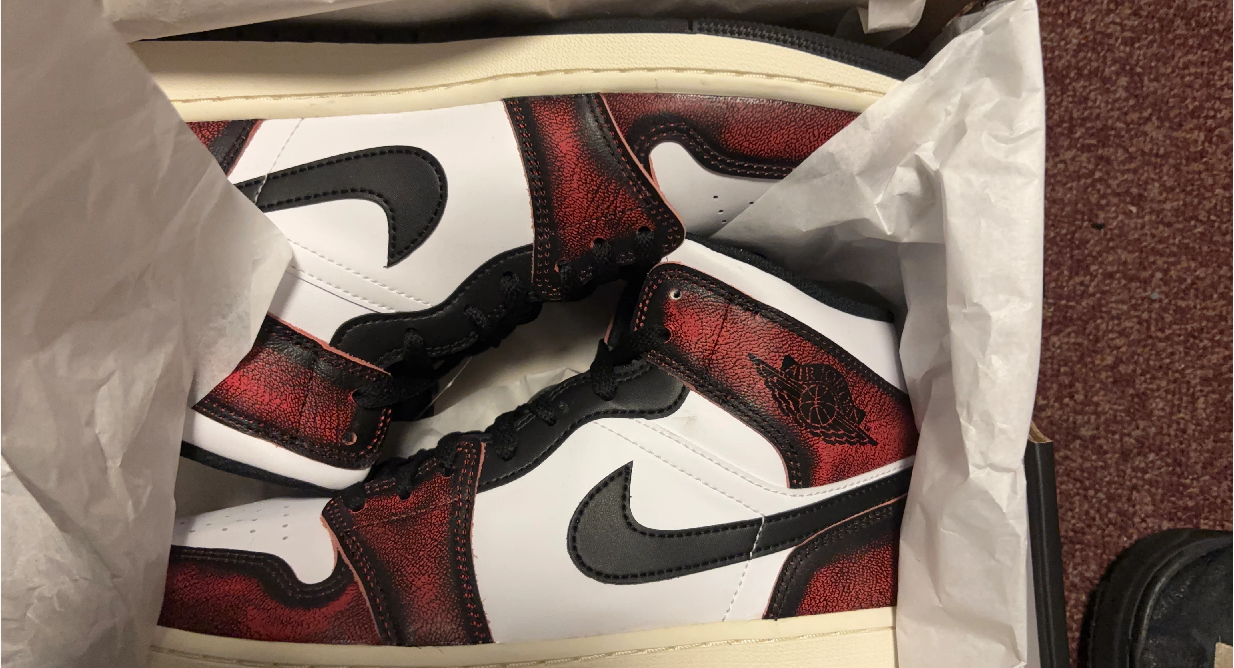 Nike Air Jordan 1 Mid Black/White/Siren Red