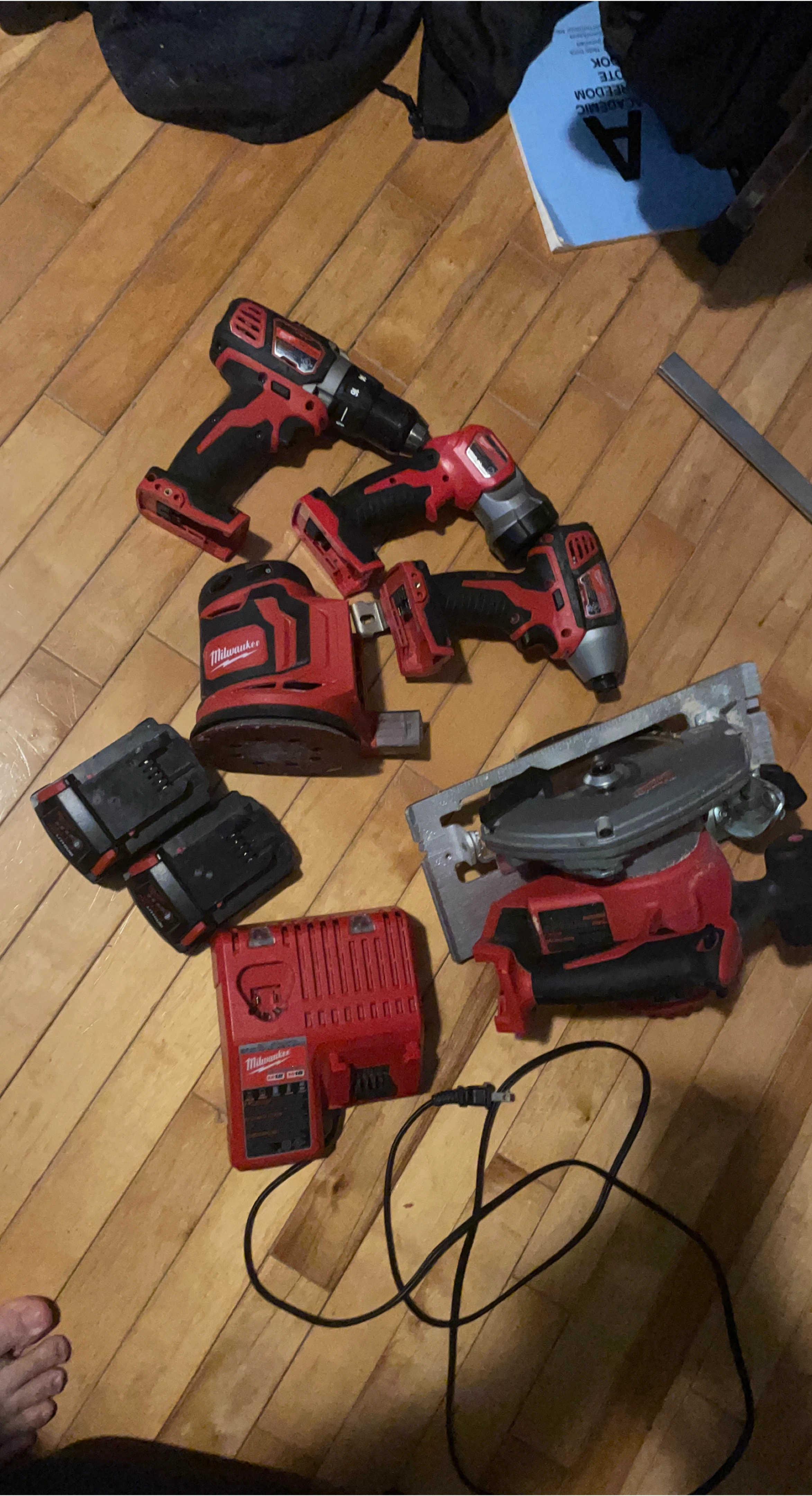 Milwaukee Power Tool Set thumbnail