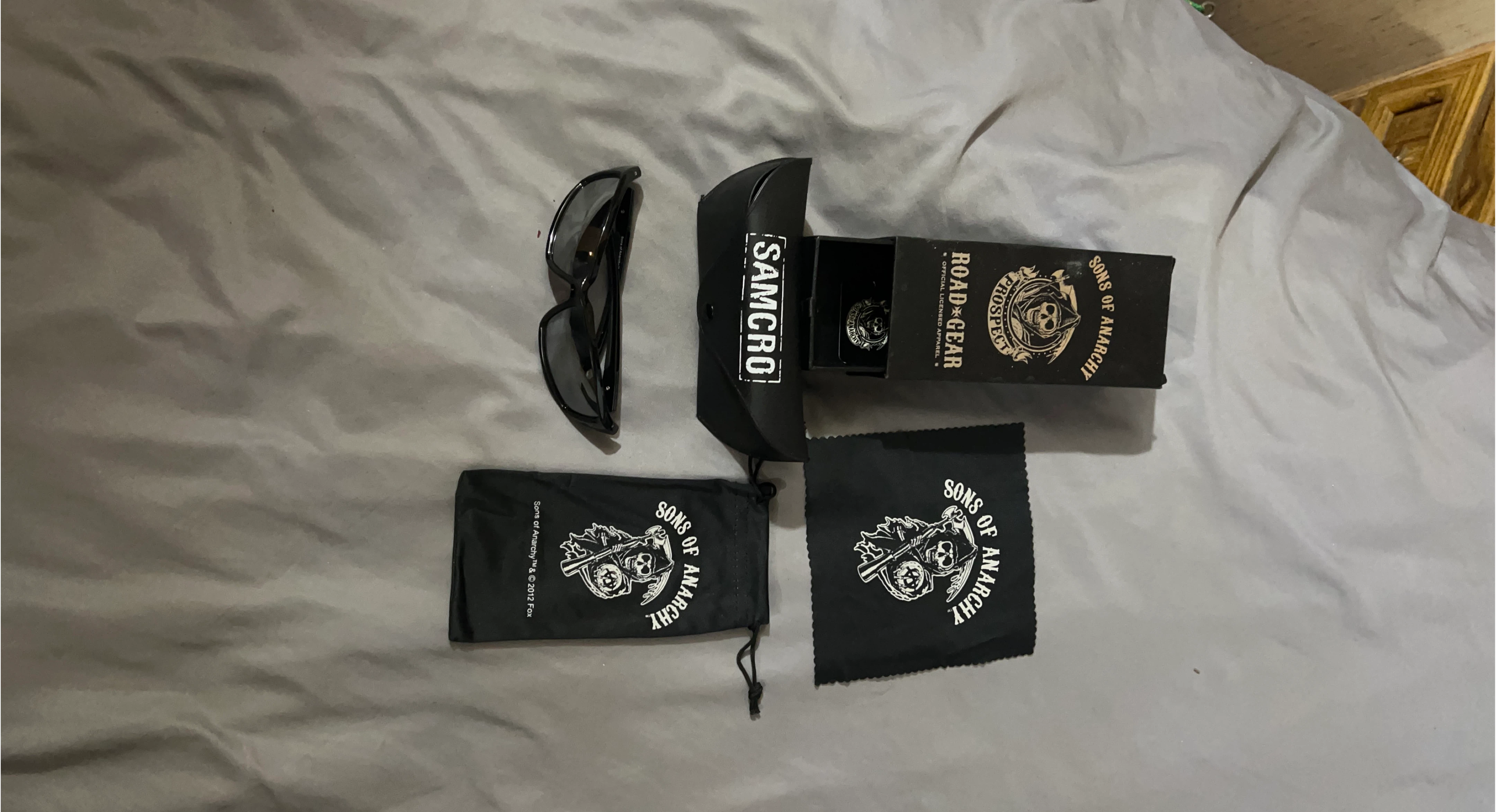 Sons of Anarchy Road Gear Sunglasses image indicator(1)