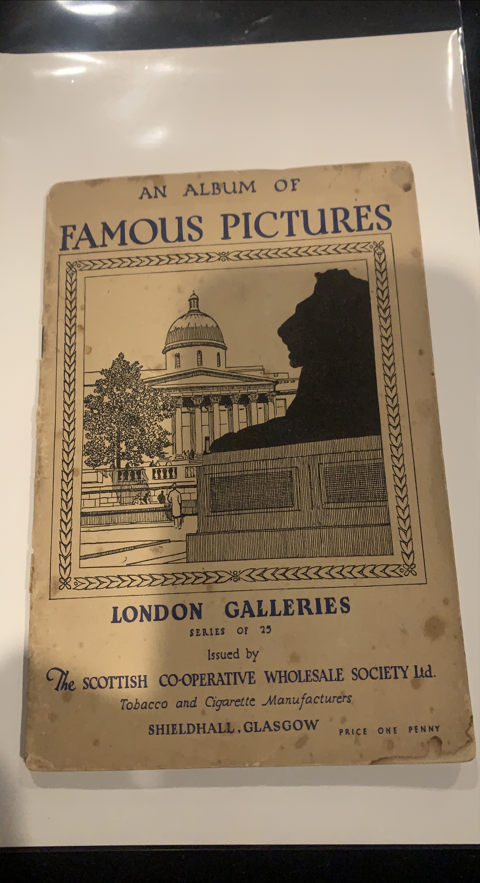 Vintage Cig pkg “Famous Pictures" Album thumbnail