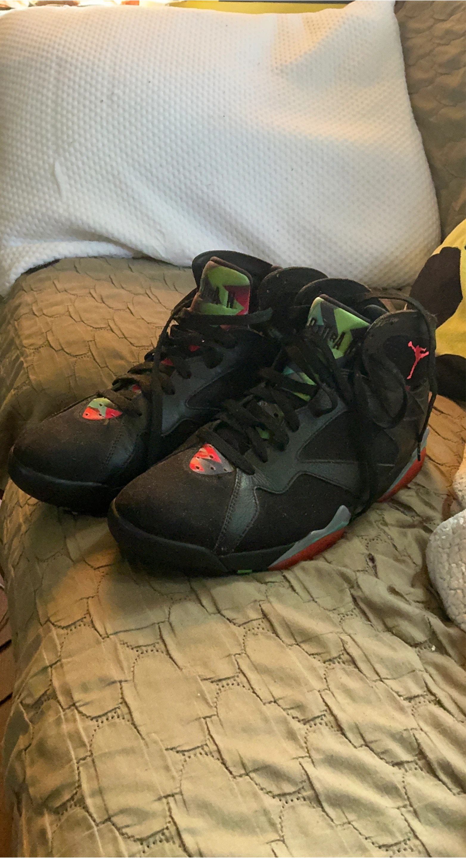 Air Jordan 7 Retro Black Olive thumbnail