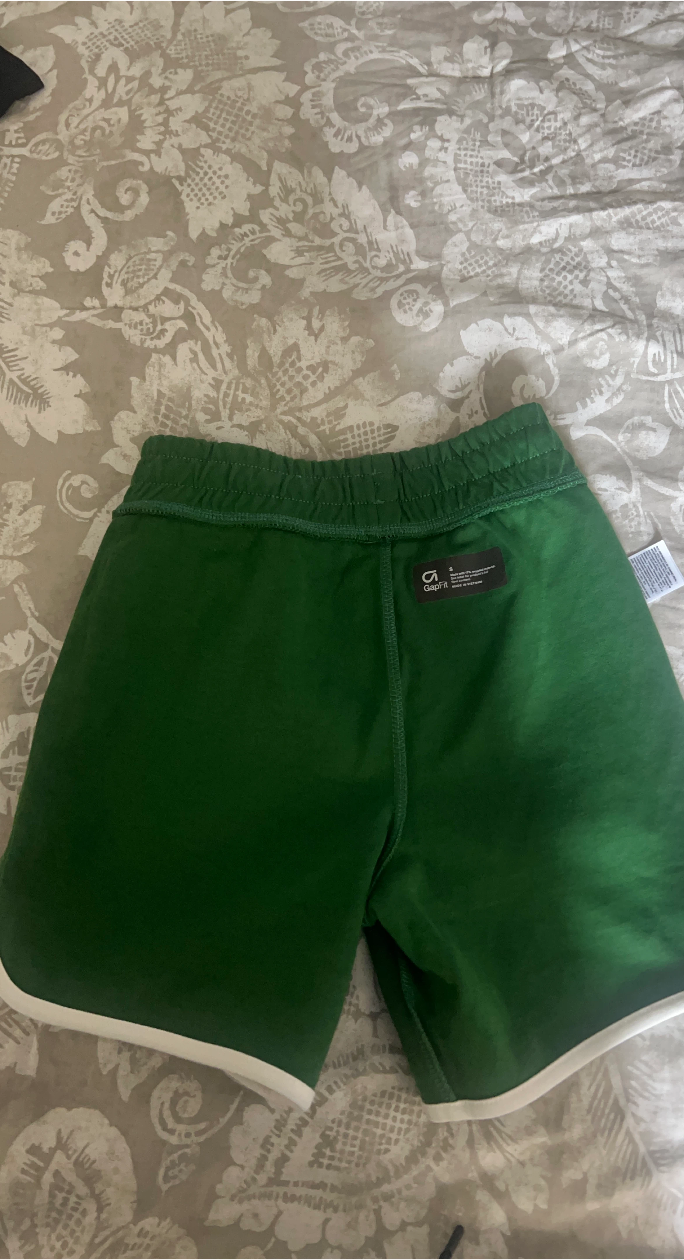GapFit Green Running Shorts thumbnail