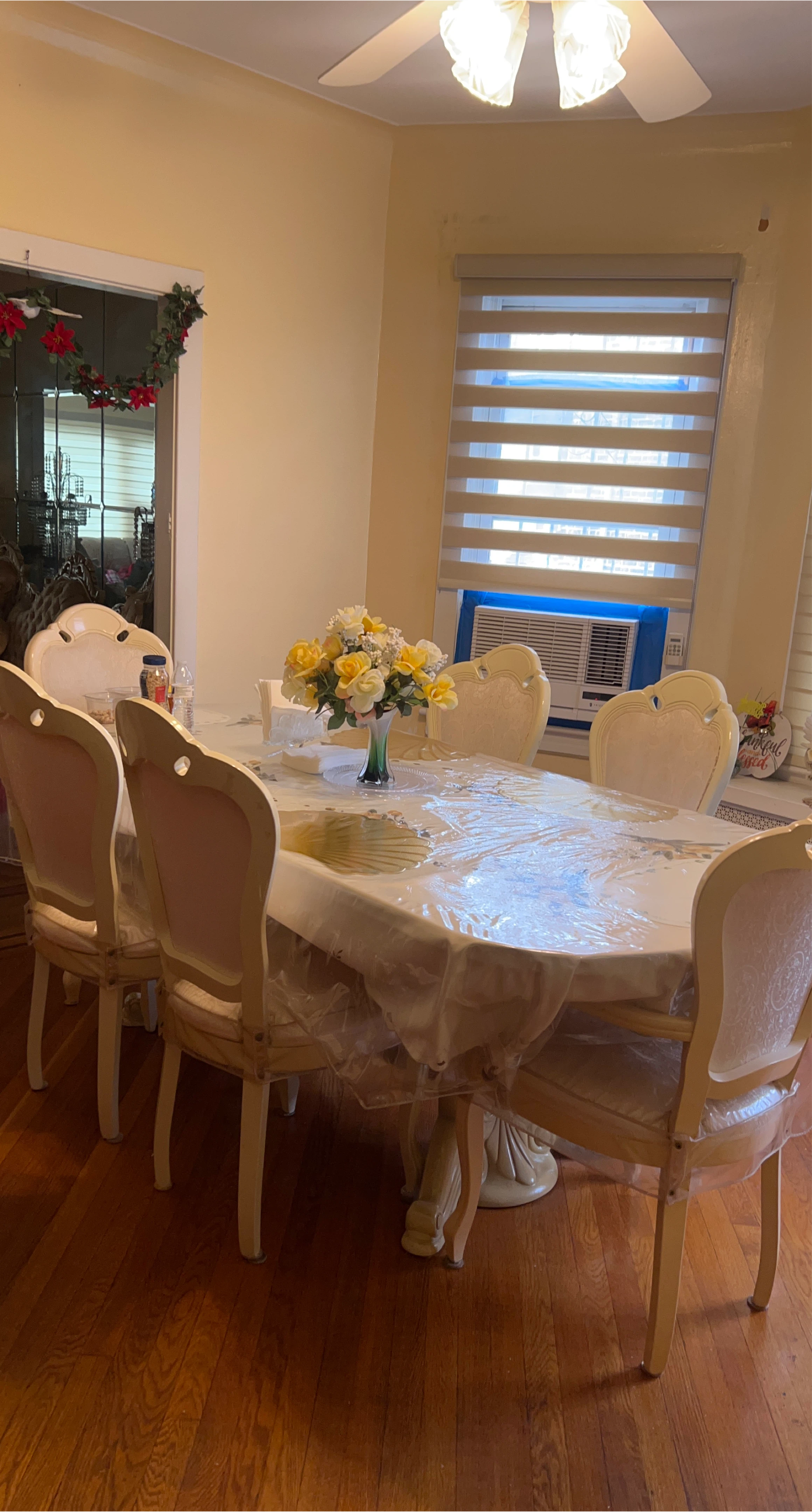 Dining Table with 6 Chairs - Beige thumbnail