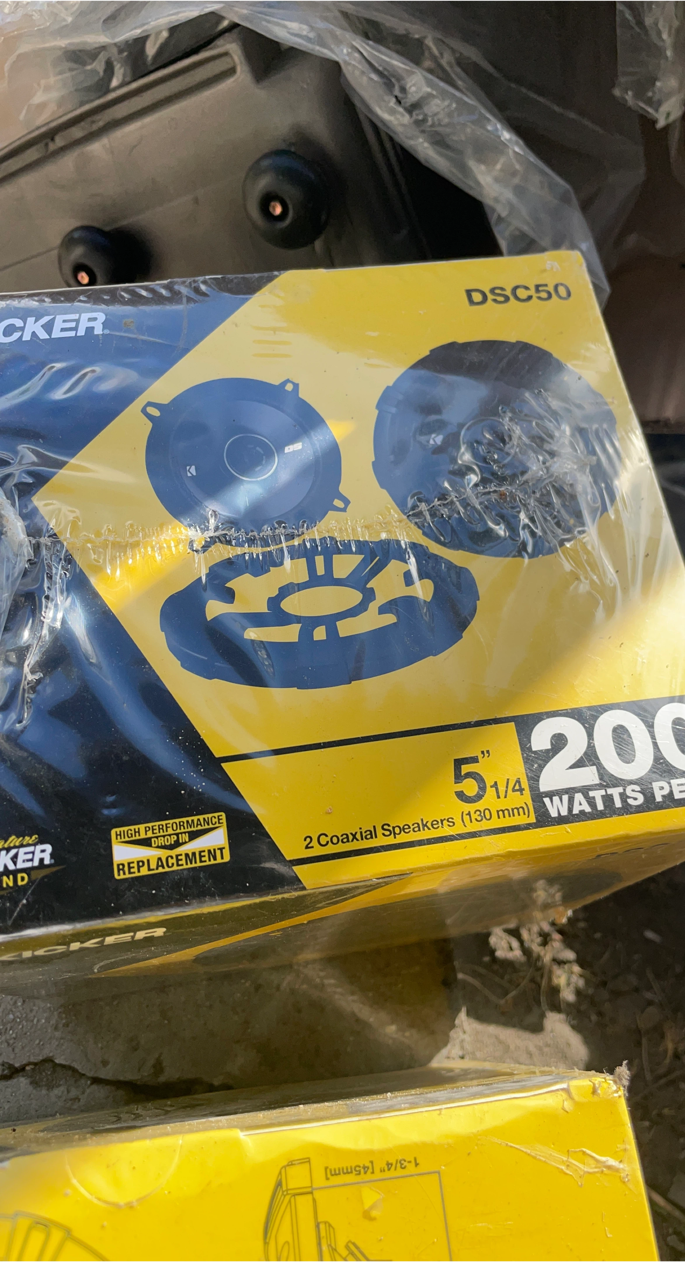 Kicker DSC50 5 1/4" 200W Car Speakers - New thumbnail