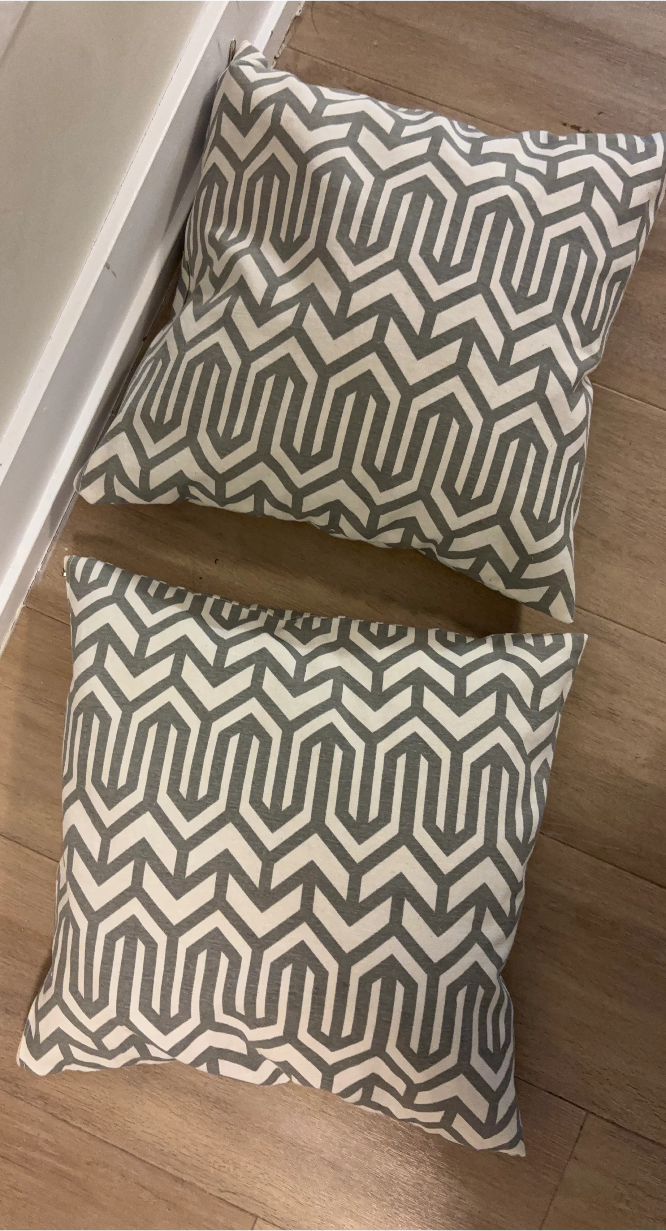 Throw Pillows - Set of 2 thumbnail