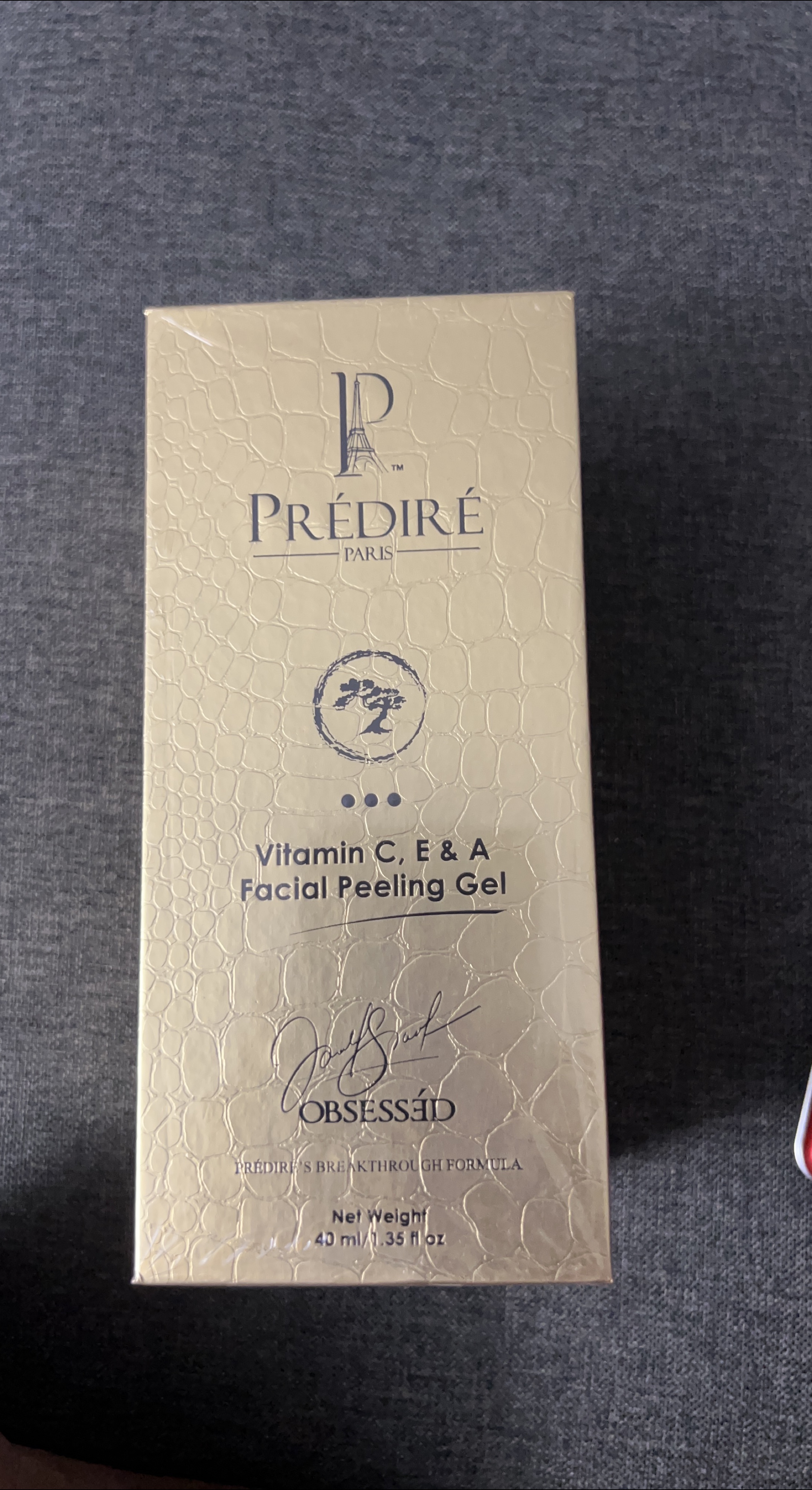 Prédire Paris Vitamin C, E & A Facial Peeling Gel thumbnail