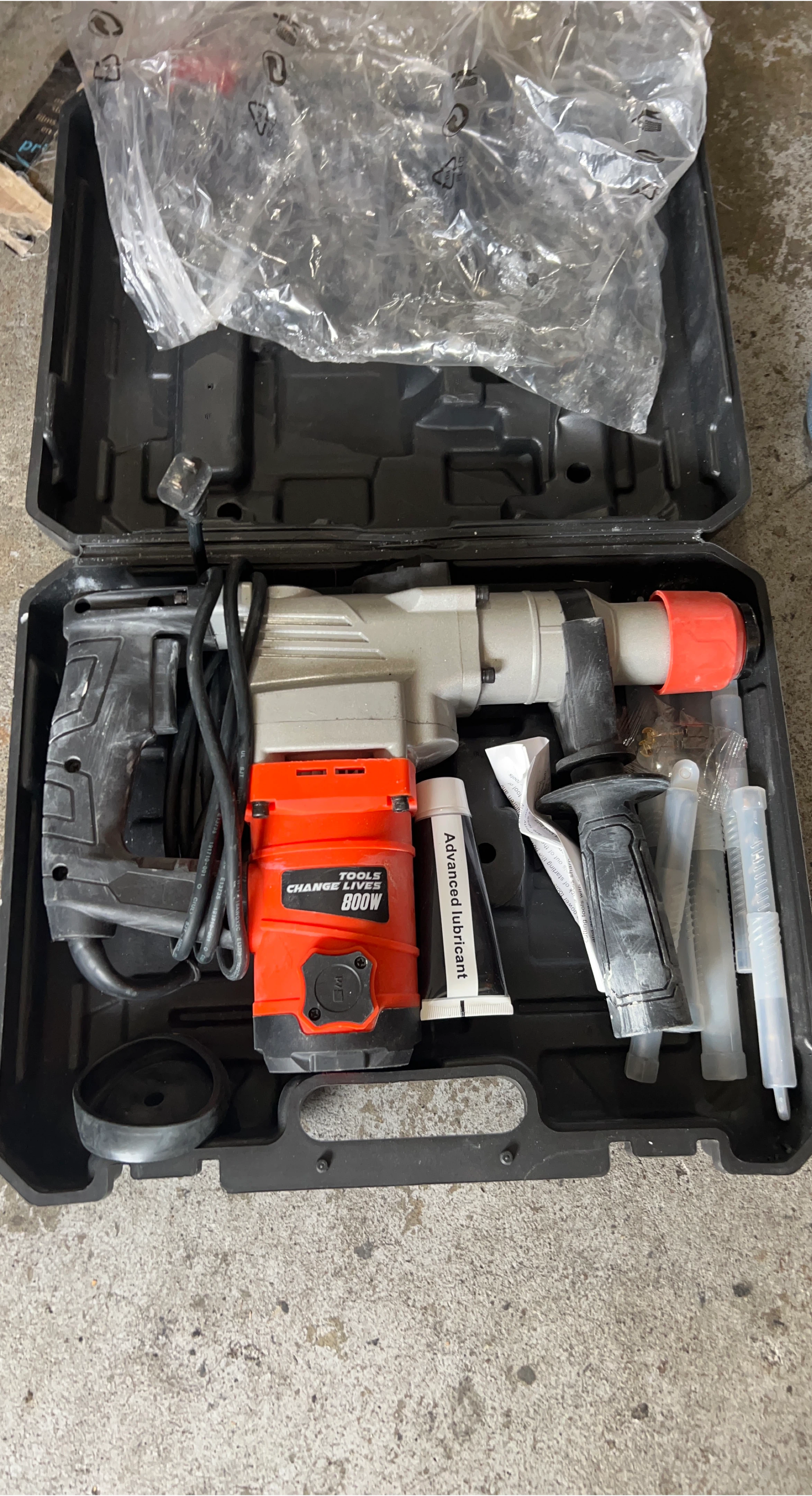 800W Rotary Hammer Drill with Case thumbnail